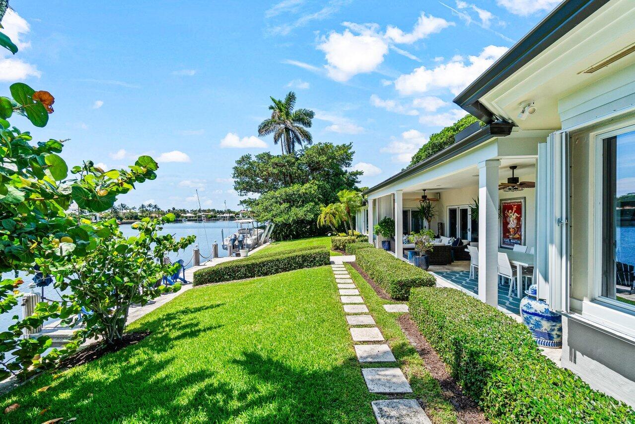 1400 Lands End Road