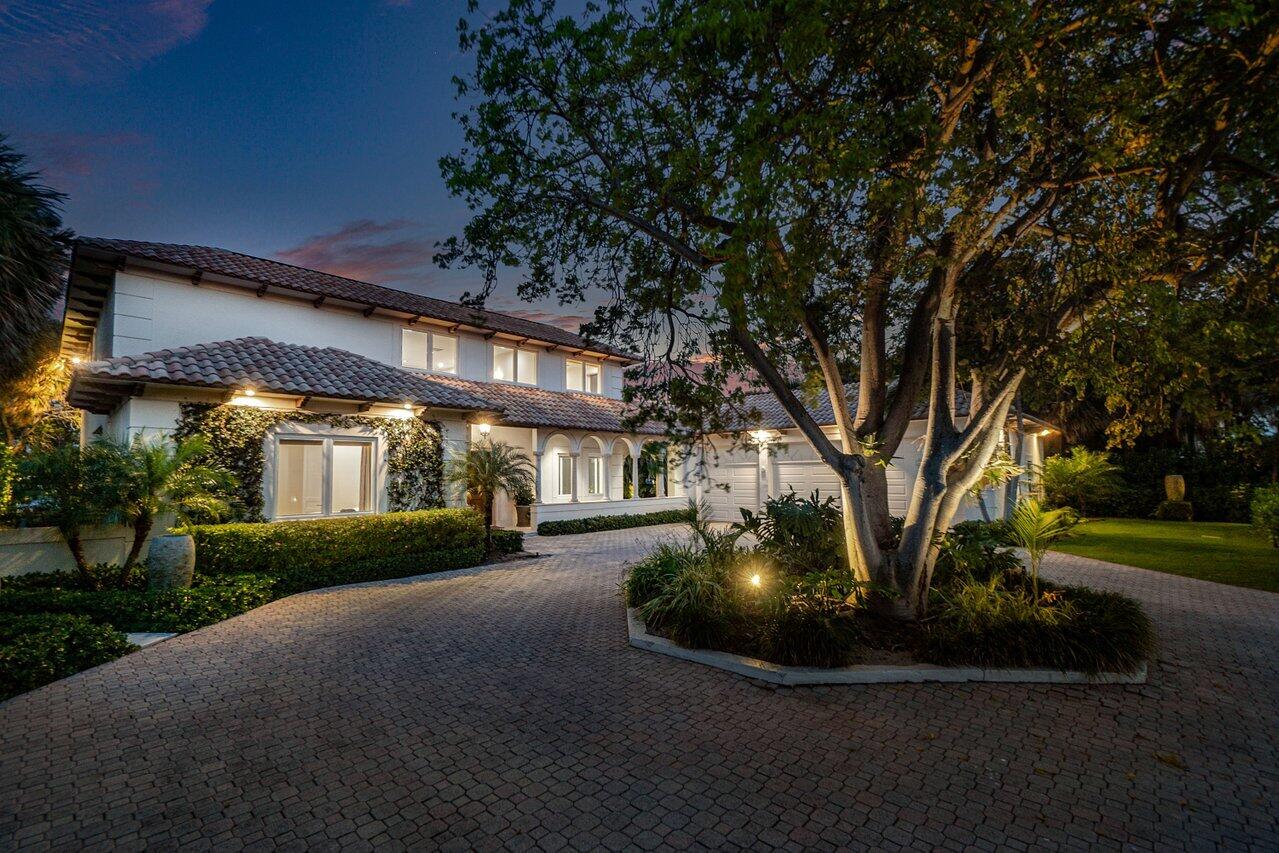 1690 Lands End Road