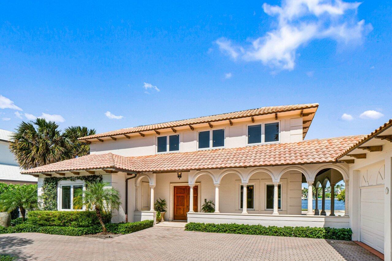 1690 Lands End Road