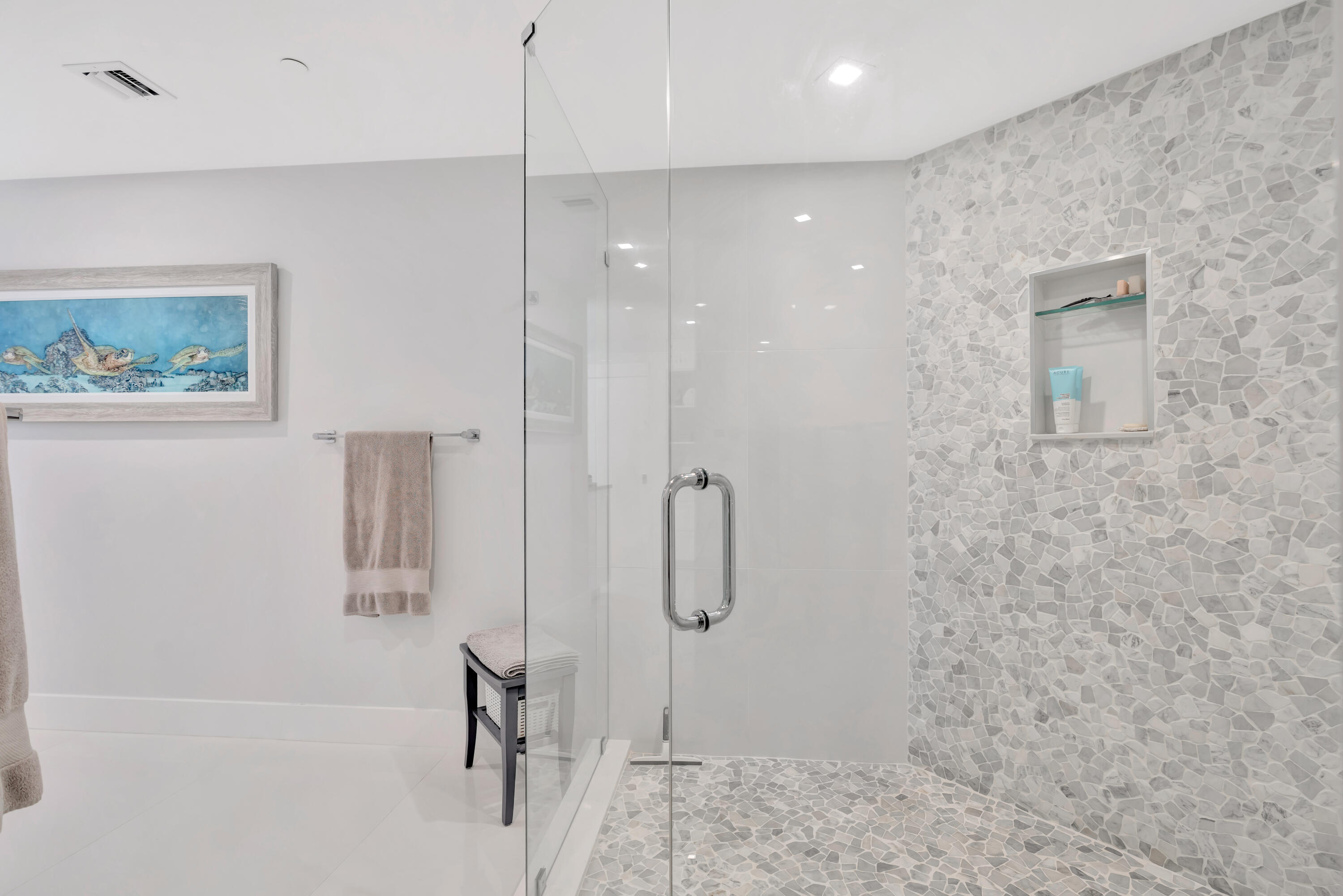 100 Lakeshore Drive 2153