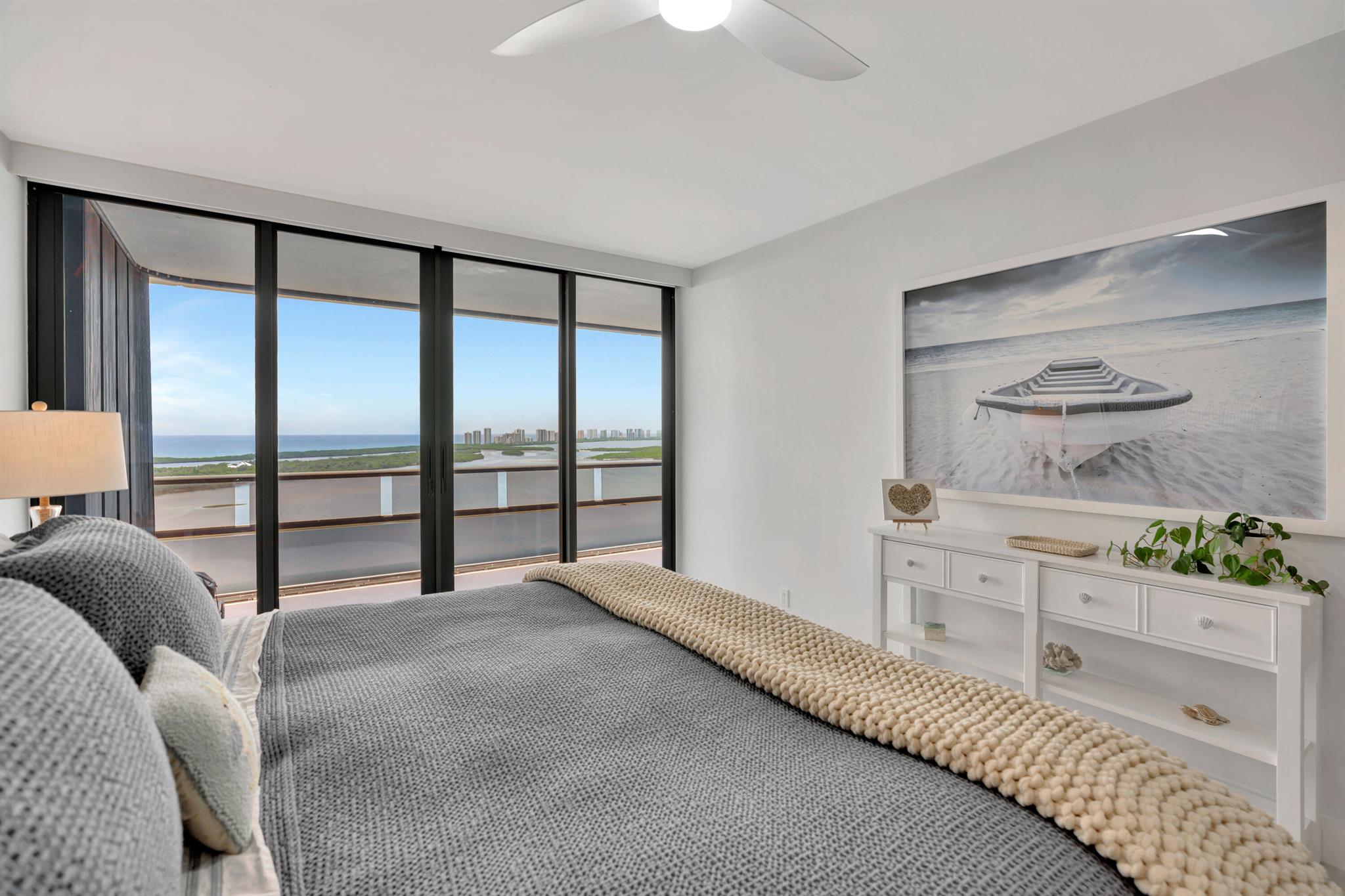 100 Lakeshore Drive 2153