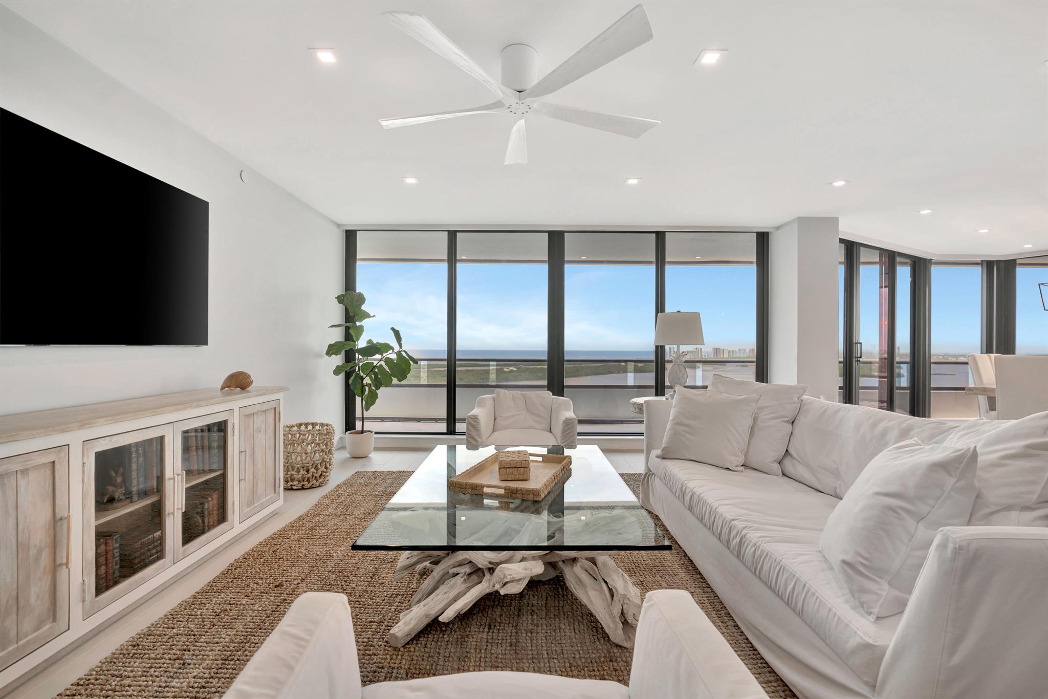 100 Lakeshore Drive 2153