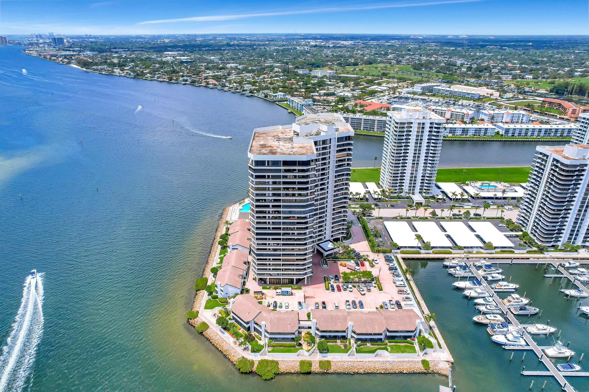 100 Lakeshore Drive 2153