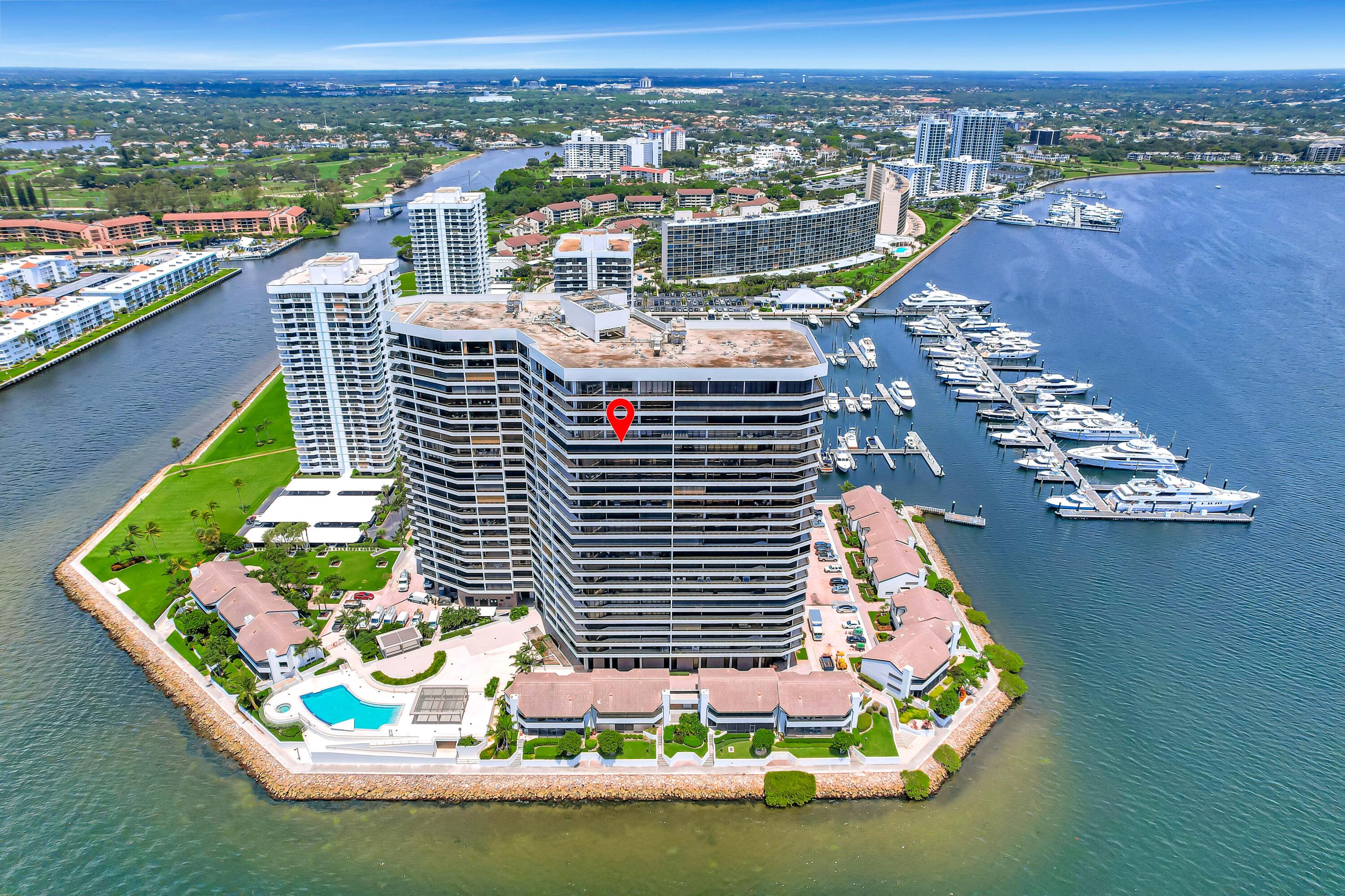 100 Lakeshore Drive 2153
