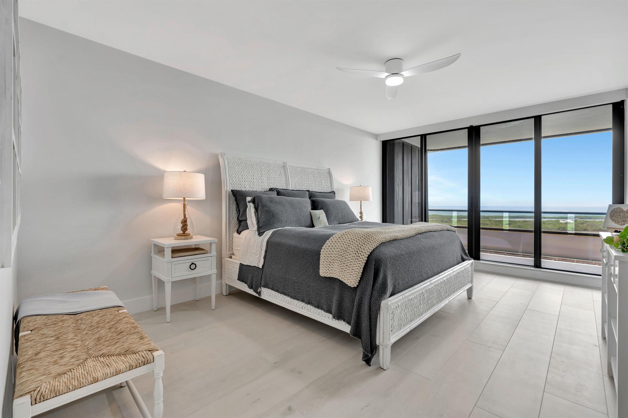 100 Lakeshore Drive 2153