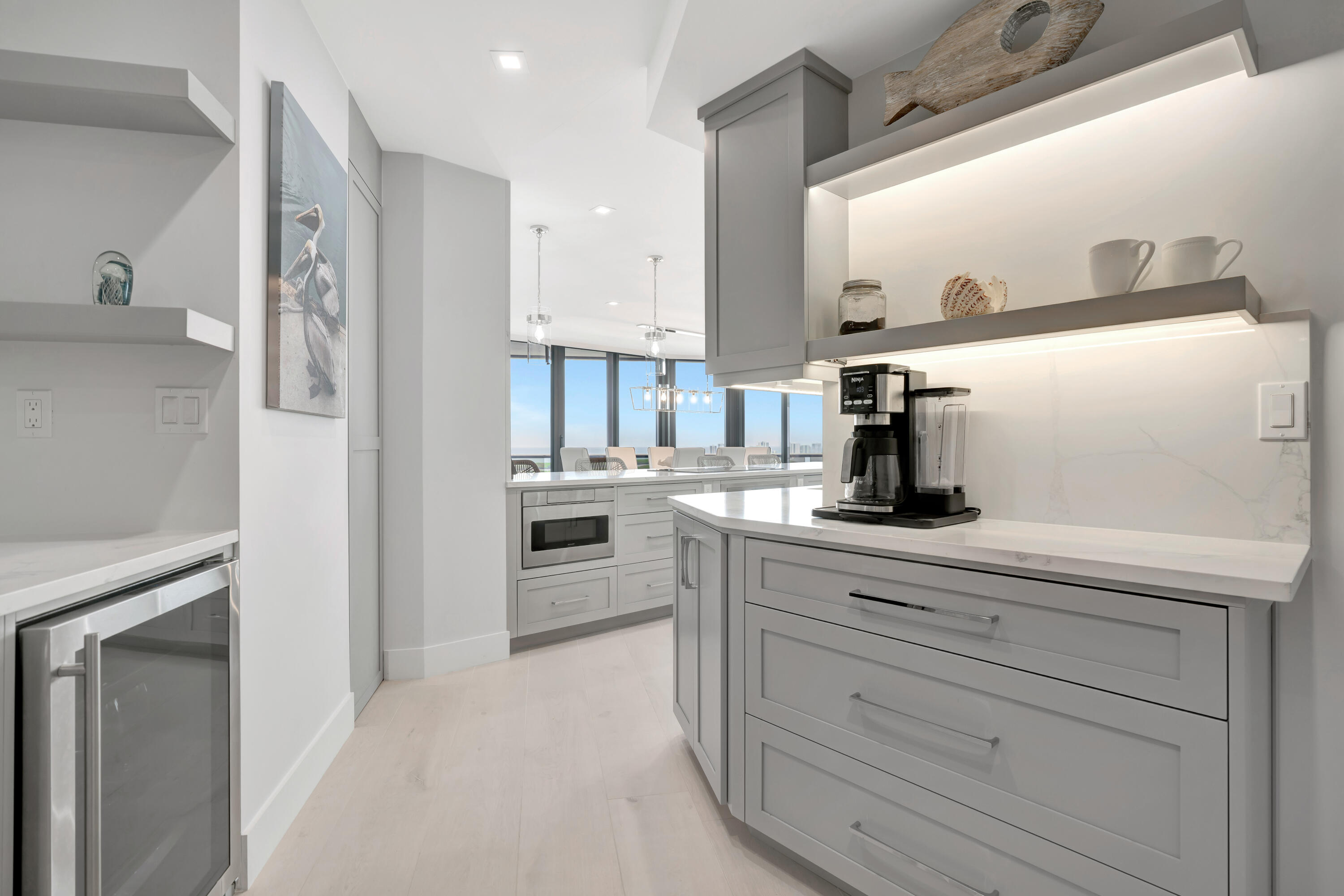 100 Lakeshore Drive 2153