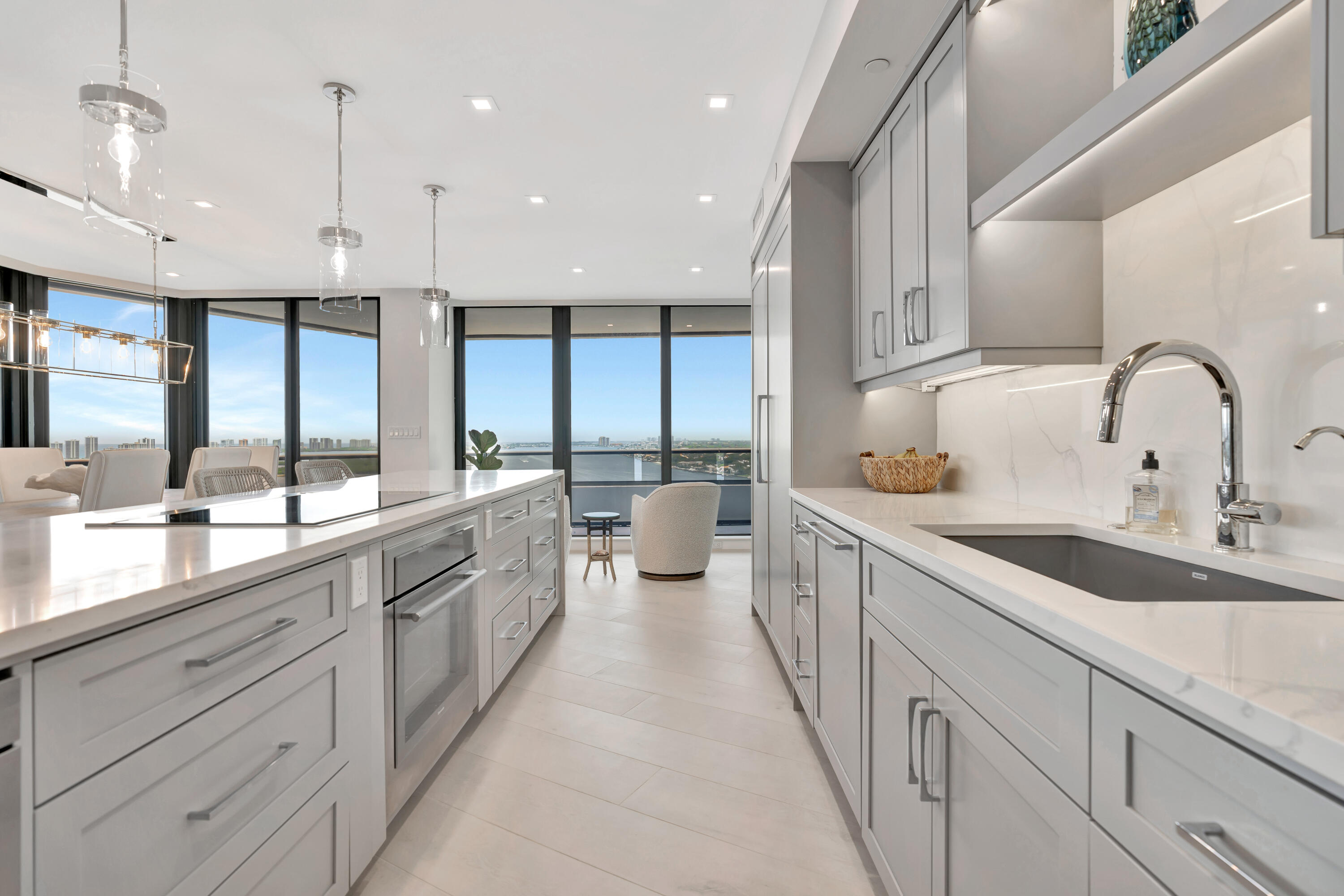 100 Lakeshore Drive 2153