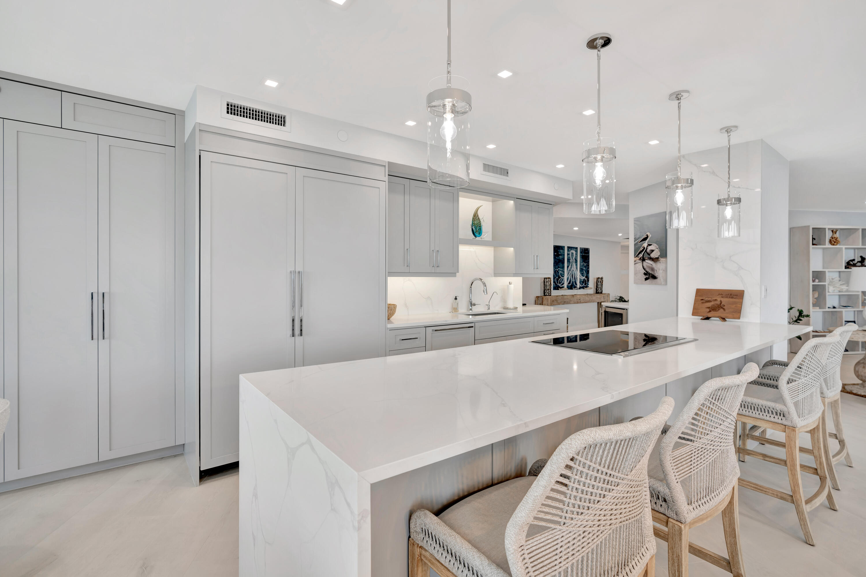 100 Lakeshore Drive 2153