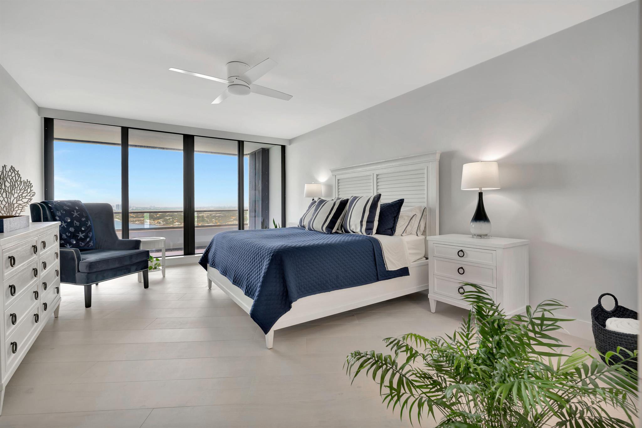 100 Lakeshore Drive 2153