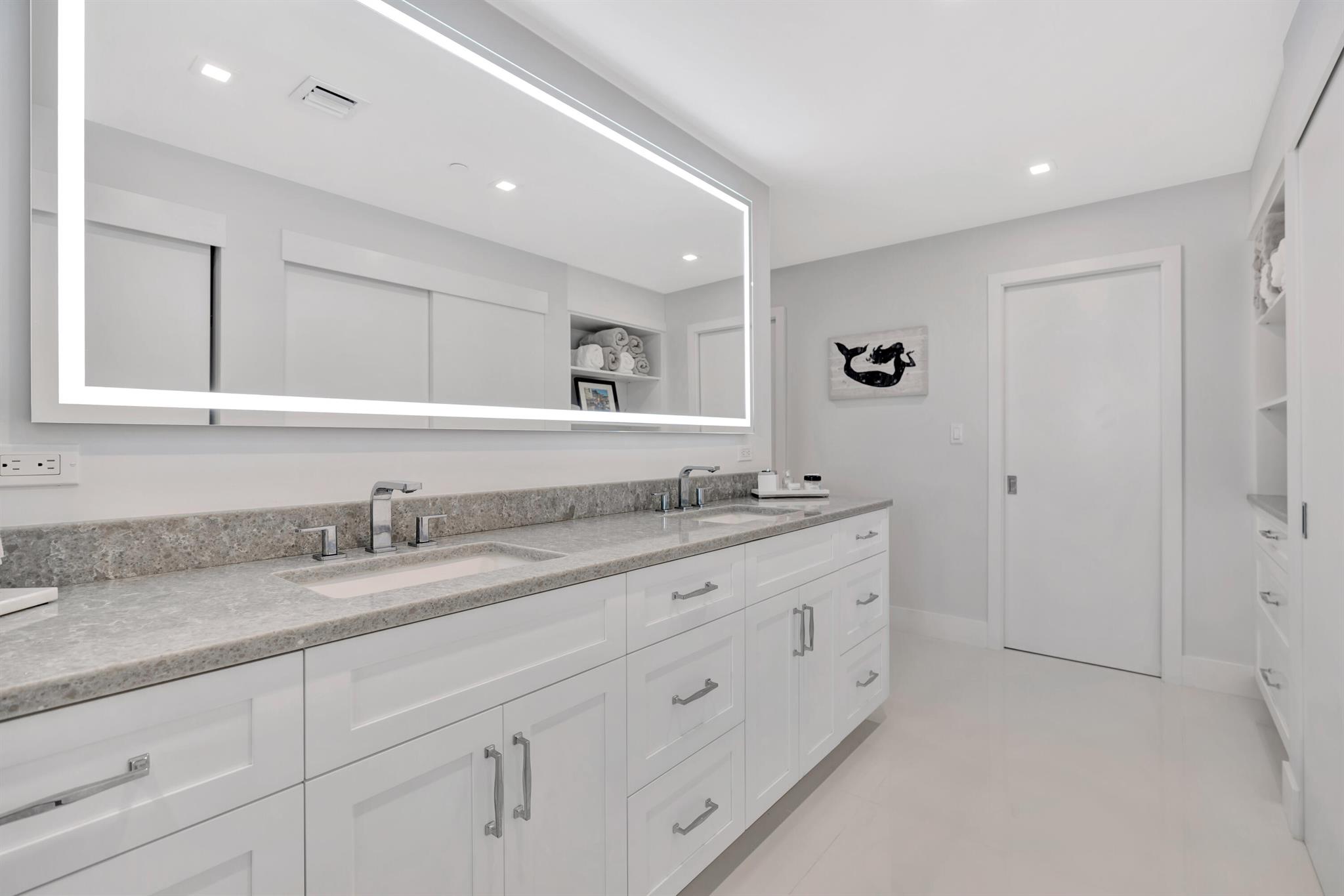 100 Lakeshore Drive 2153