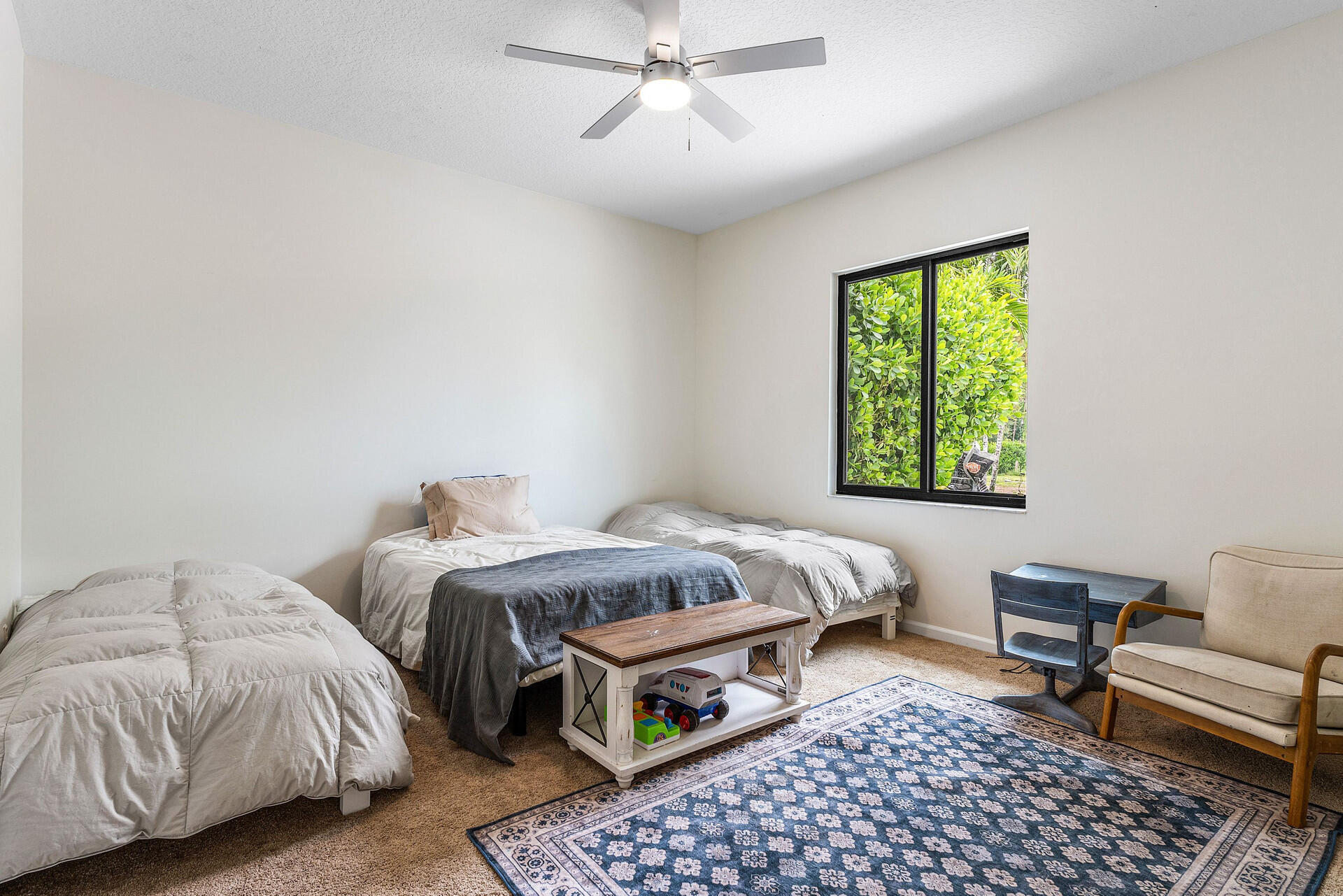 11516 Hawk Hollow
