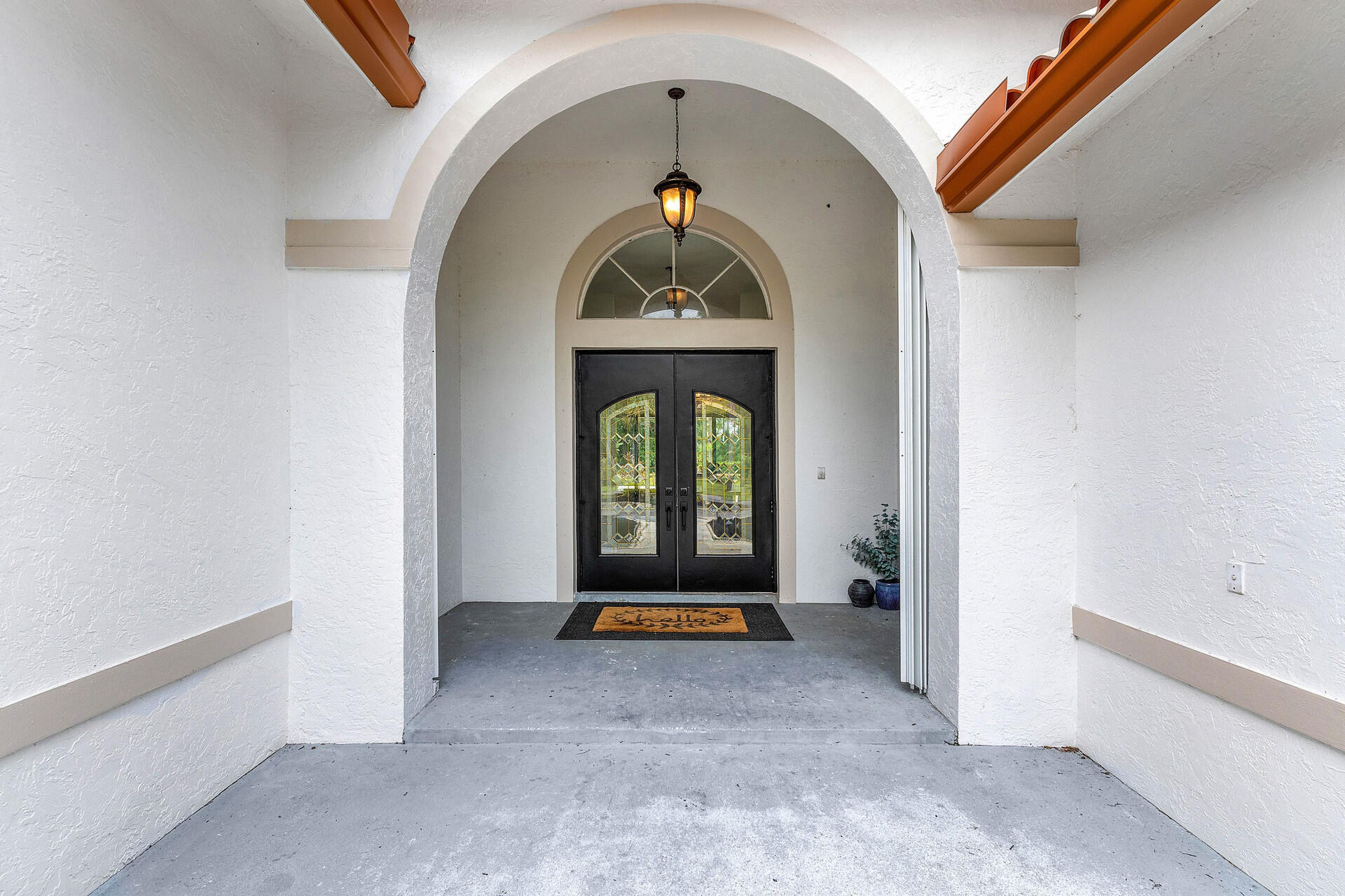 11516 Hawk Hollow