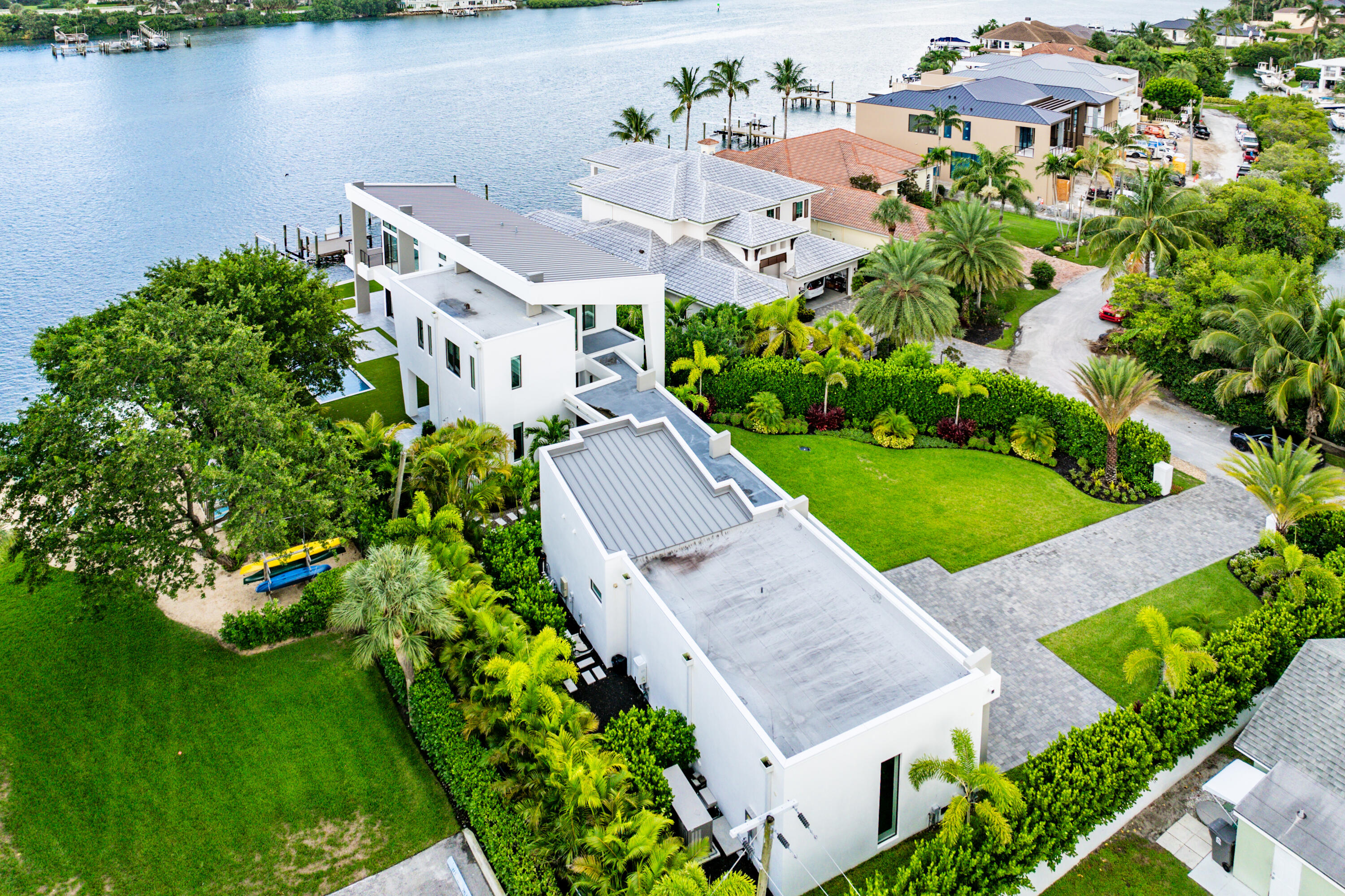 3445 Harbor Road N