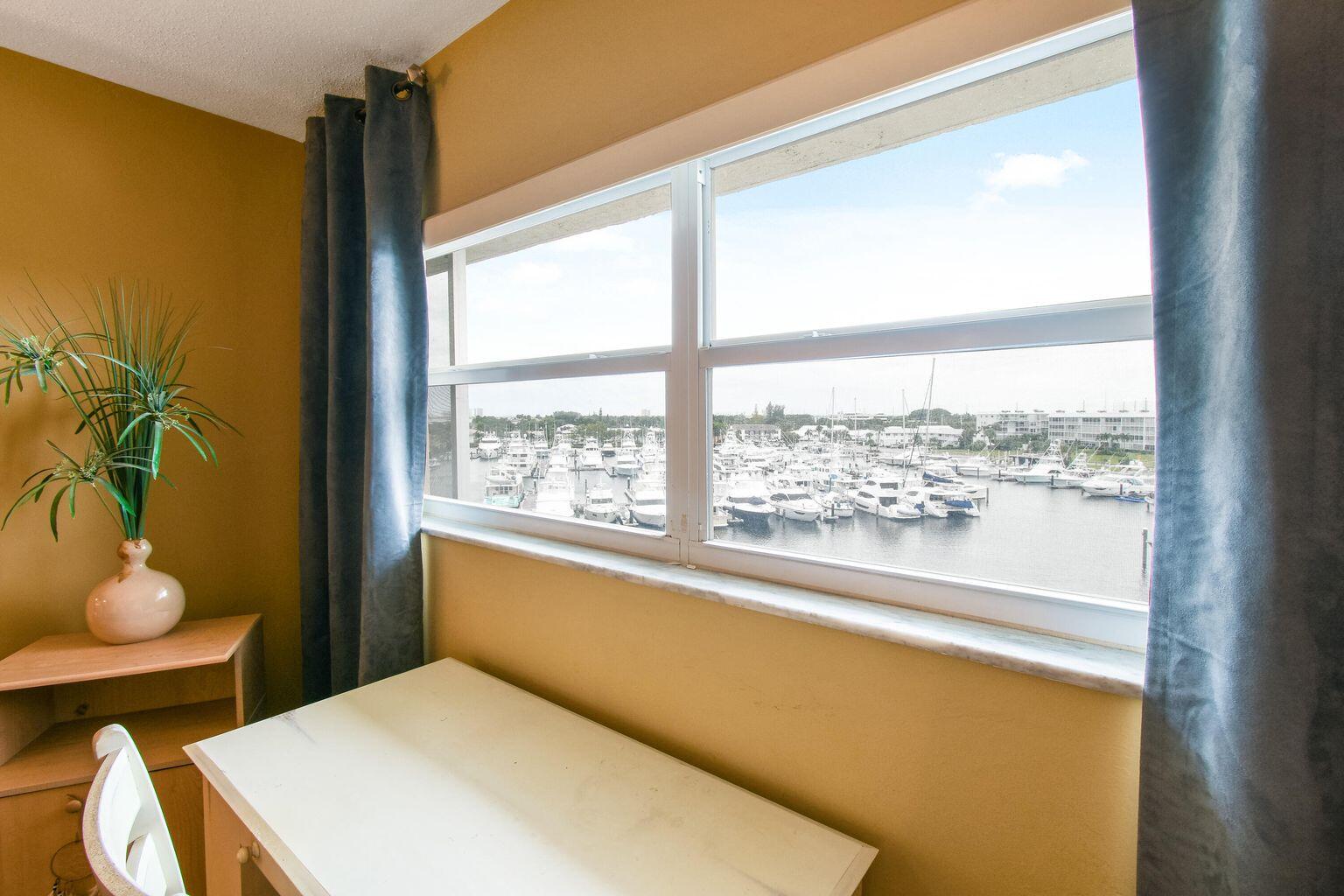 21 Yacht Club Drive 507