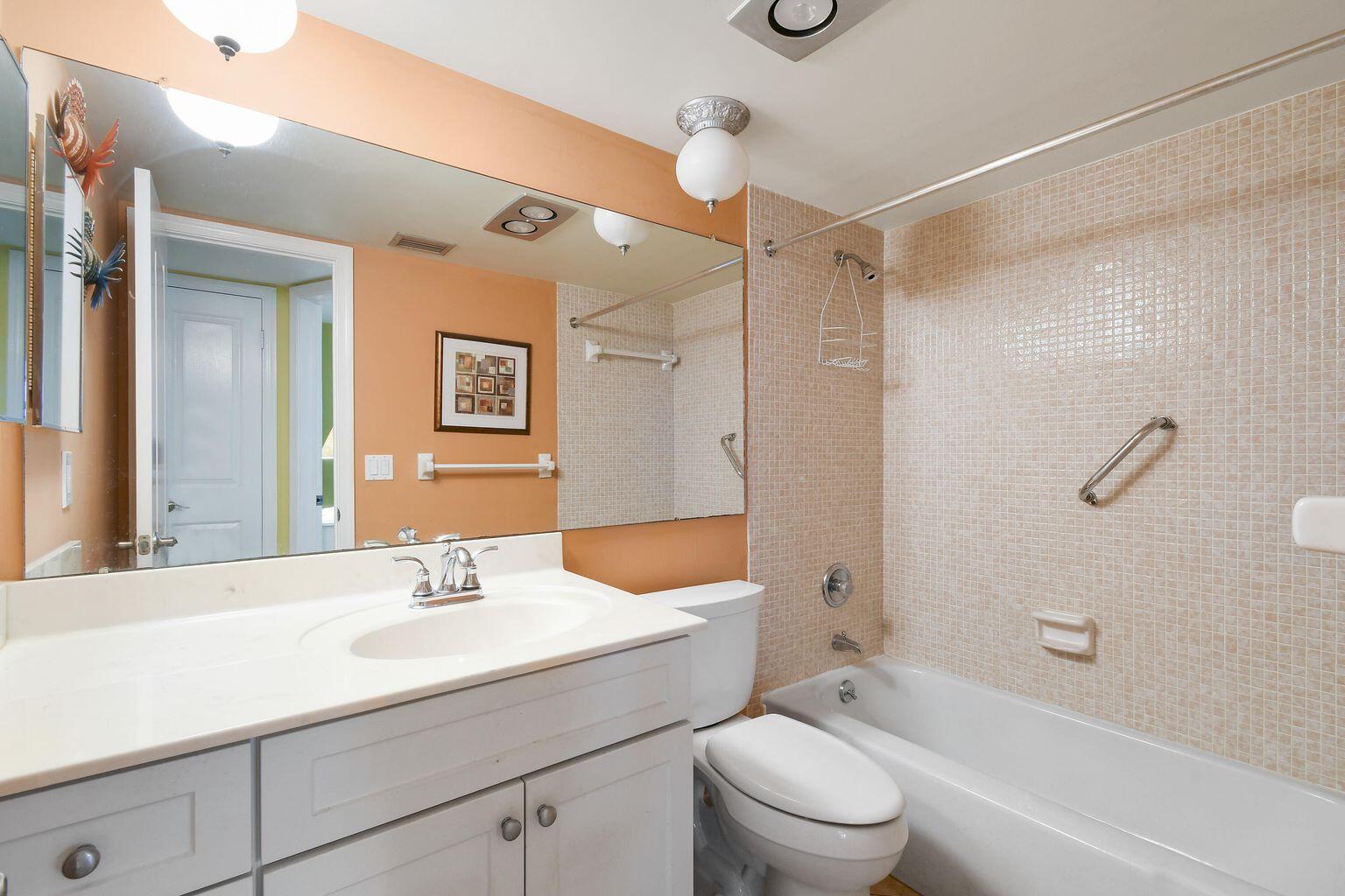 21 Yacht Club Drive 507