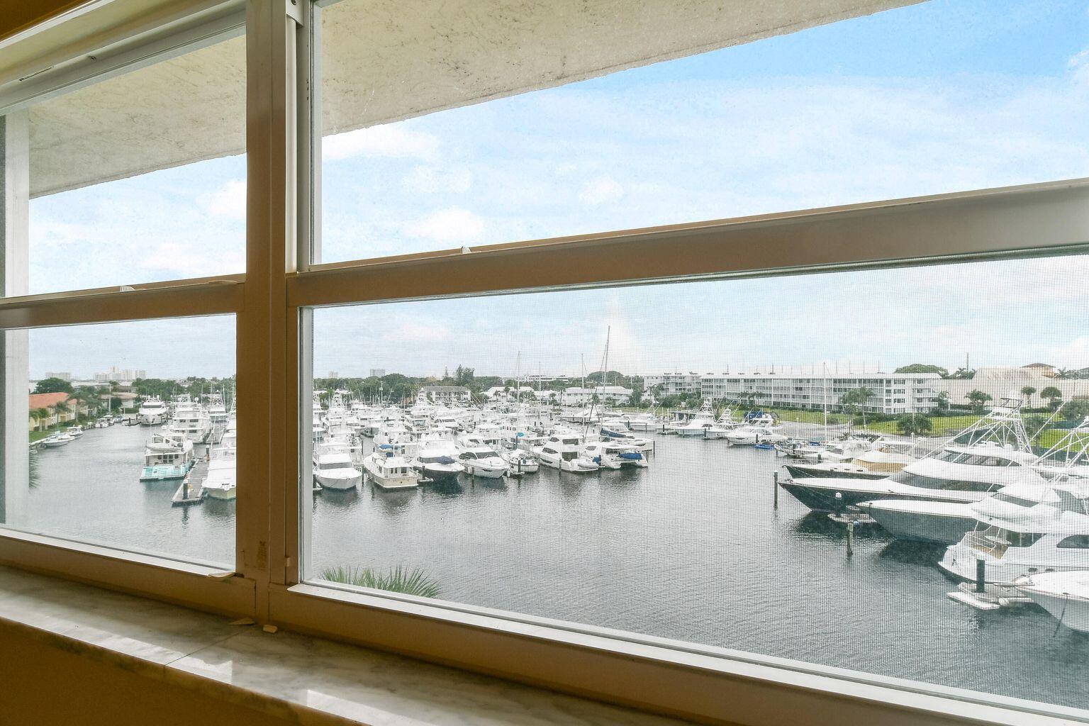 21 Yacht Club Drive 507