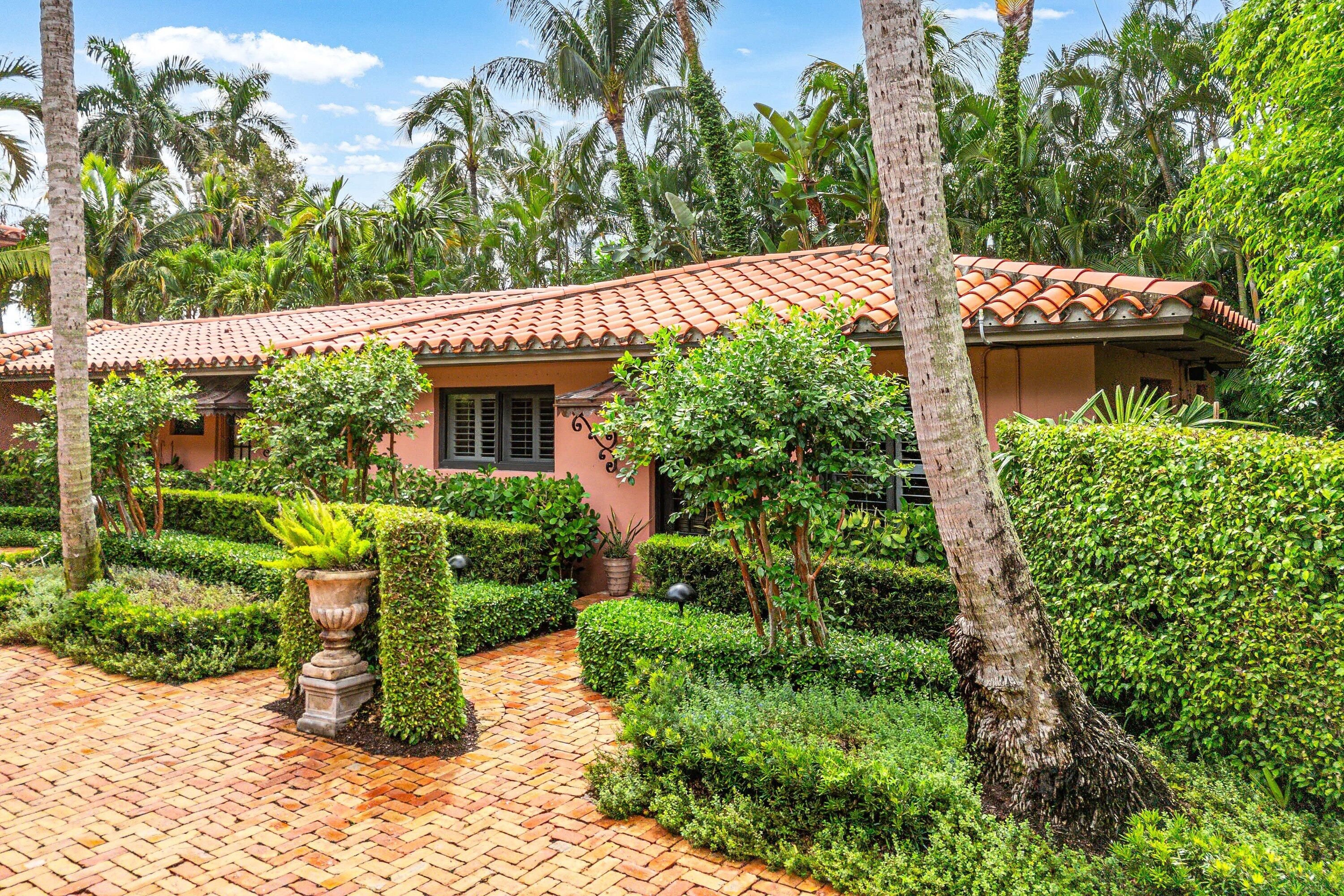 226 Chilean Avenue 1&2