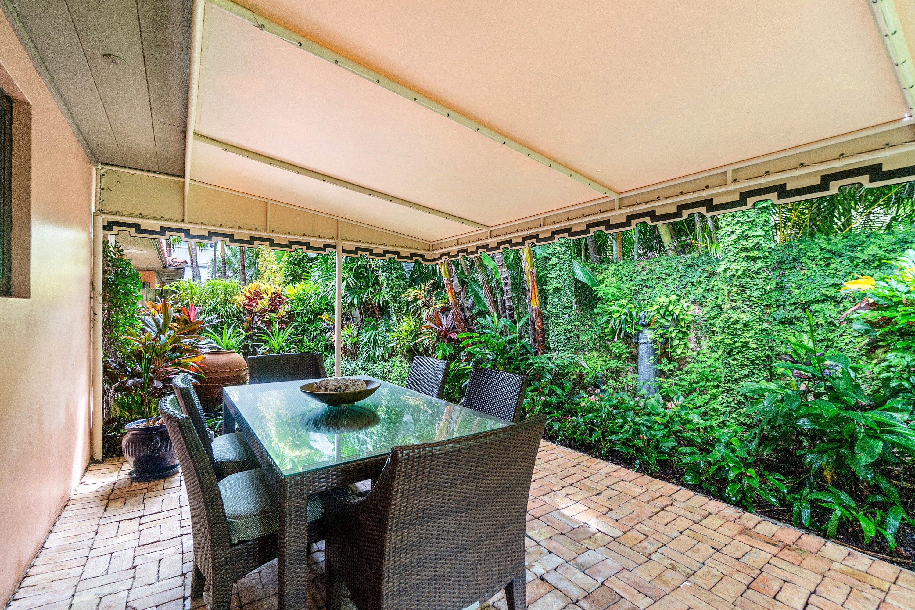 226 Chilean Avenue 1&2