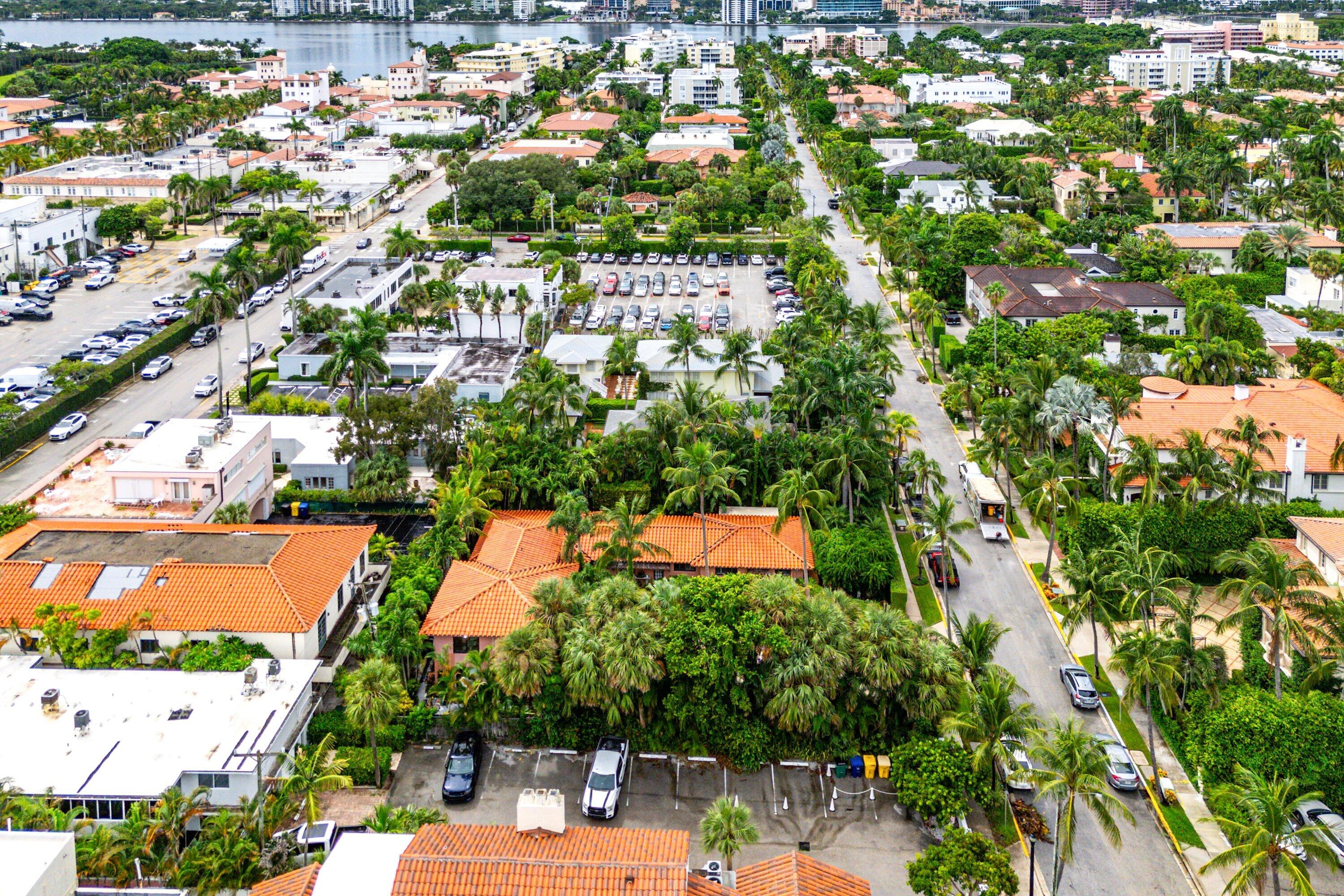 226 Chilean Avenue 1&2