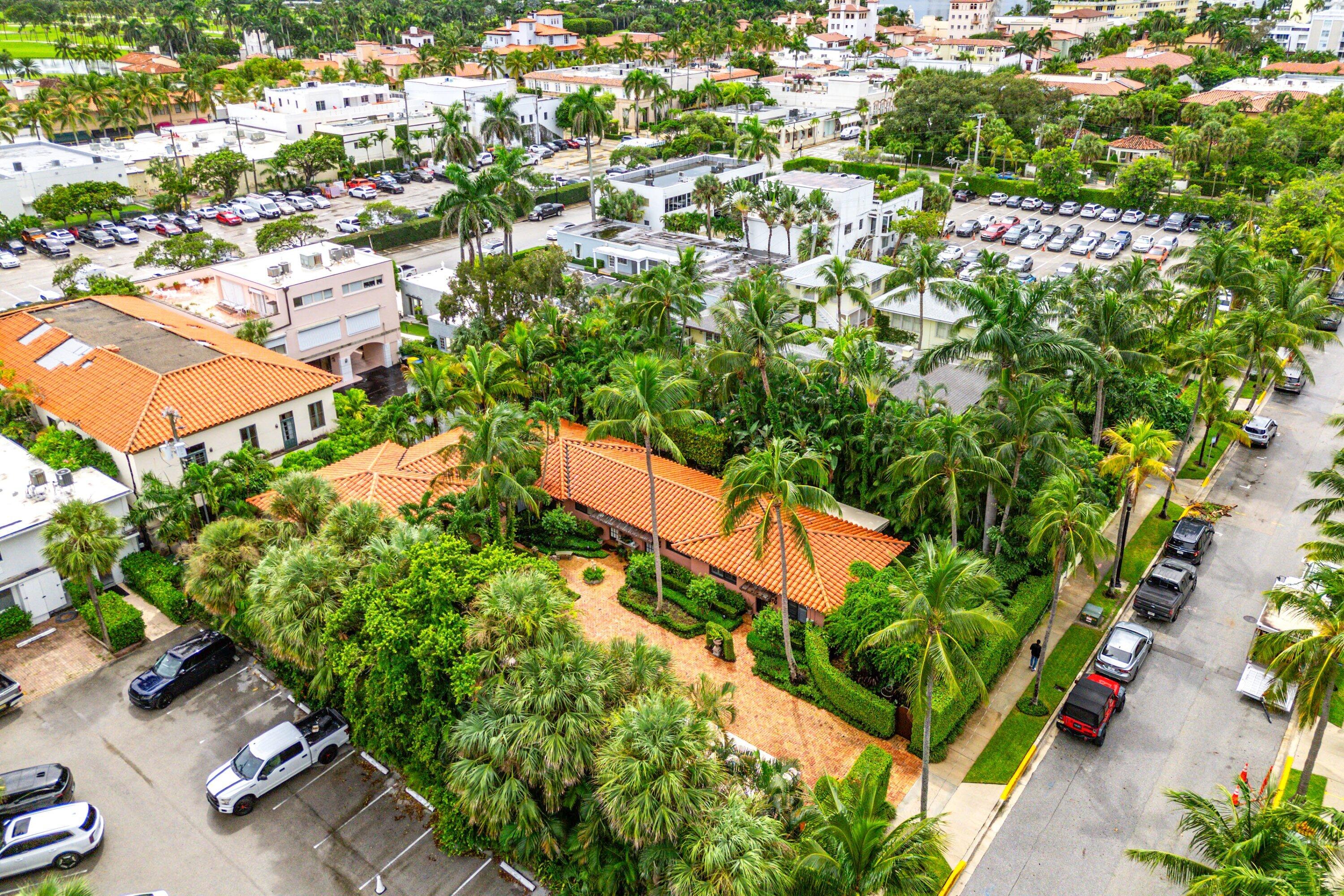 226 Chilean Avenue 1&2