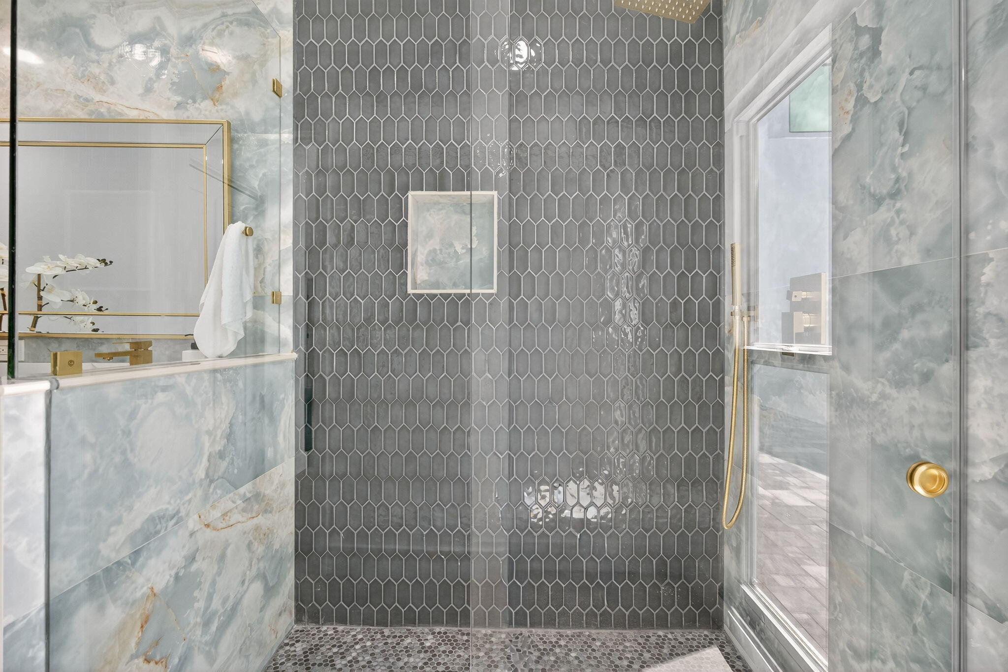 17060 Traverse Circle