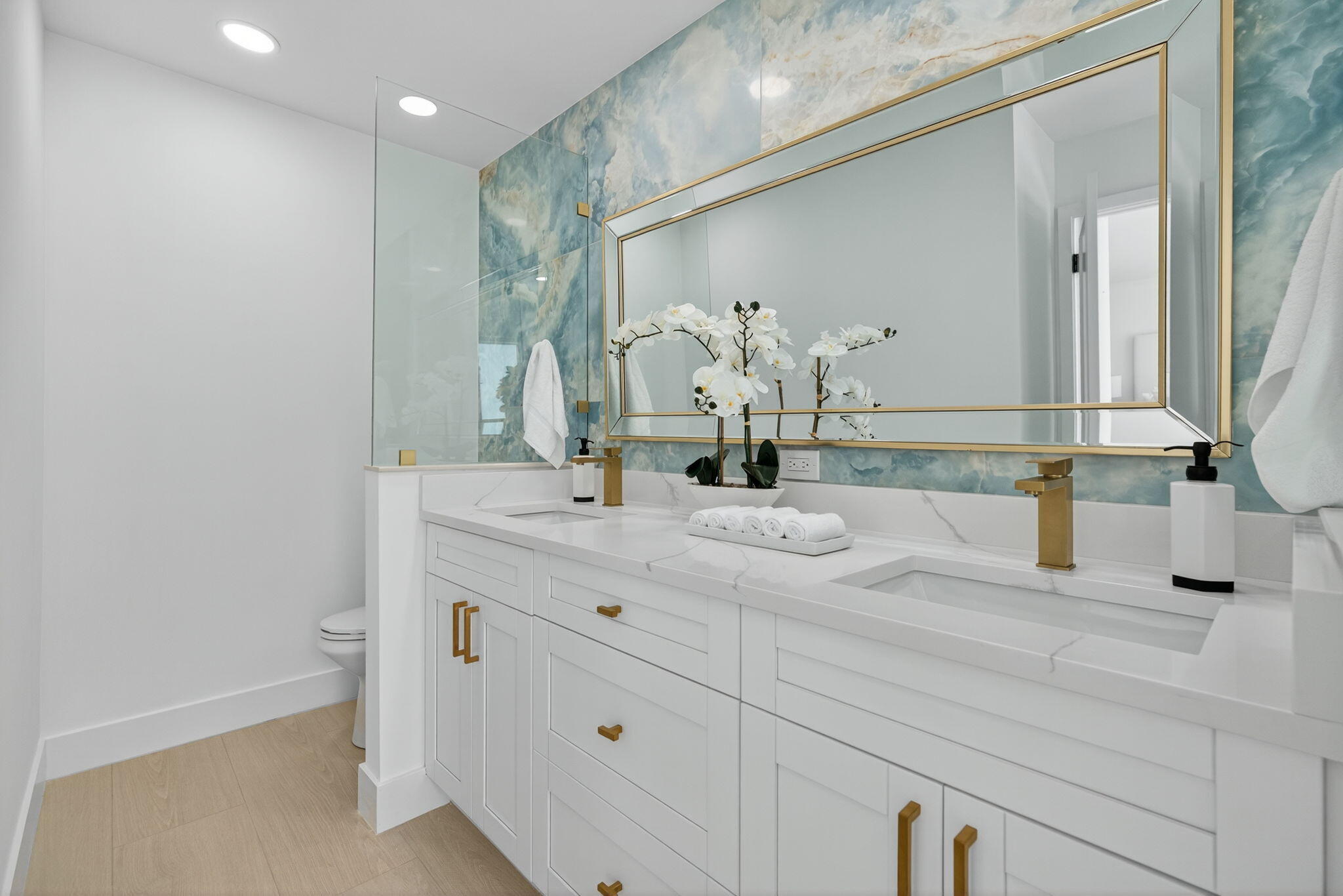 17060 Traverse Circle