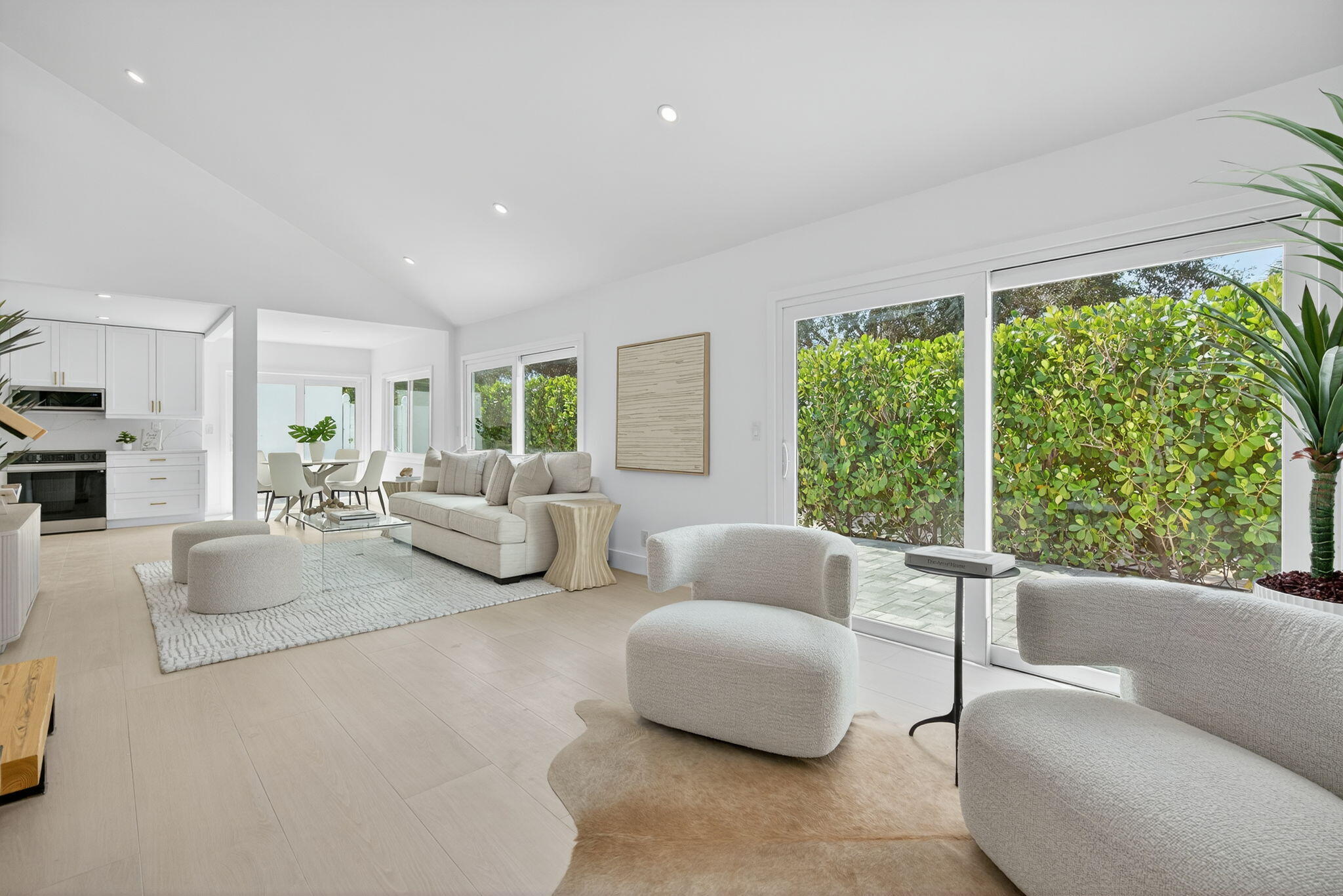 17060 Traverse Circle