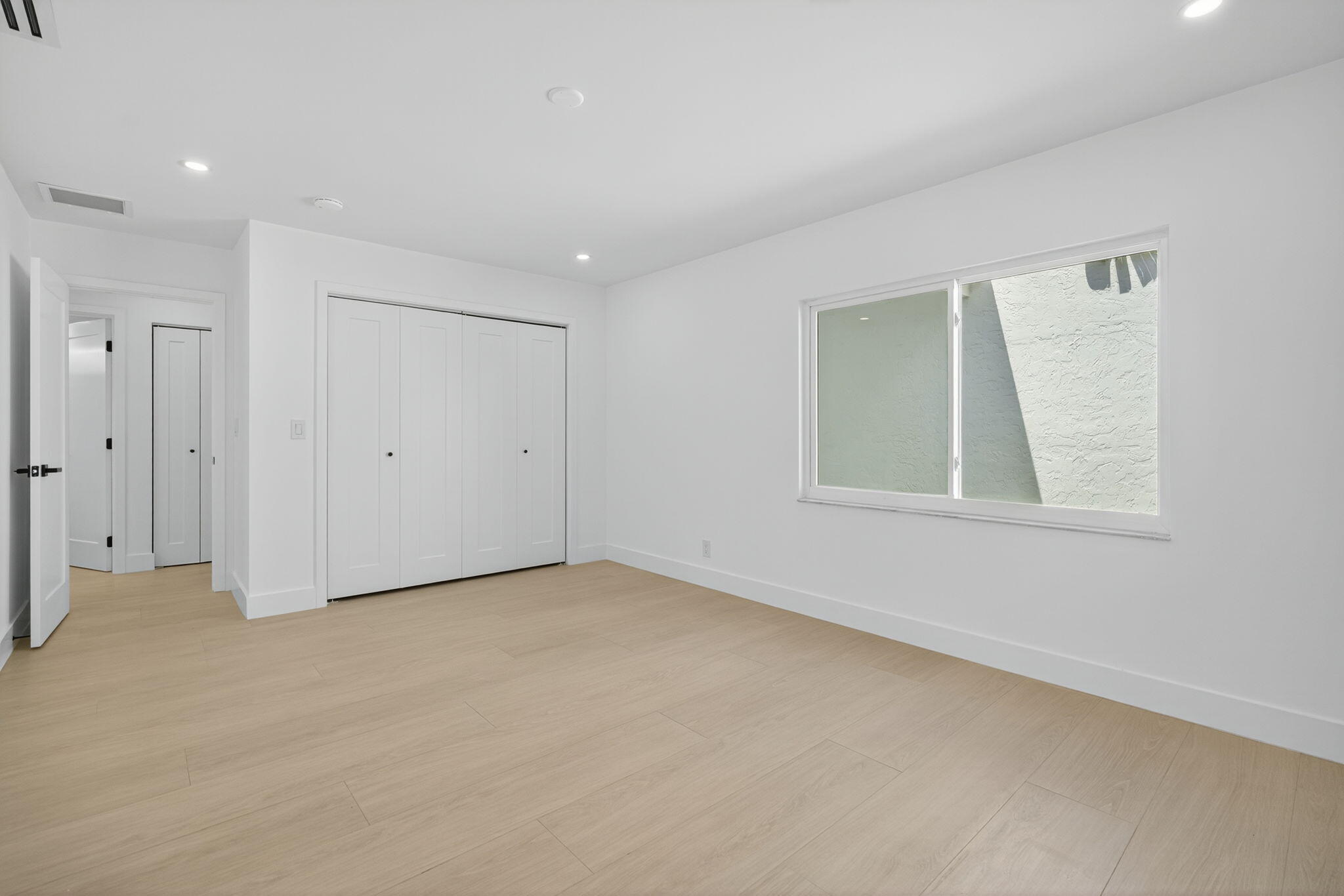 17060 Traverse Circle