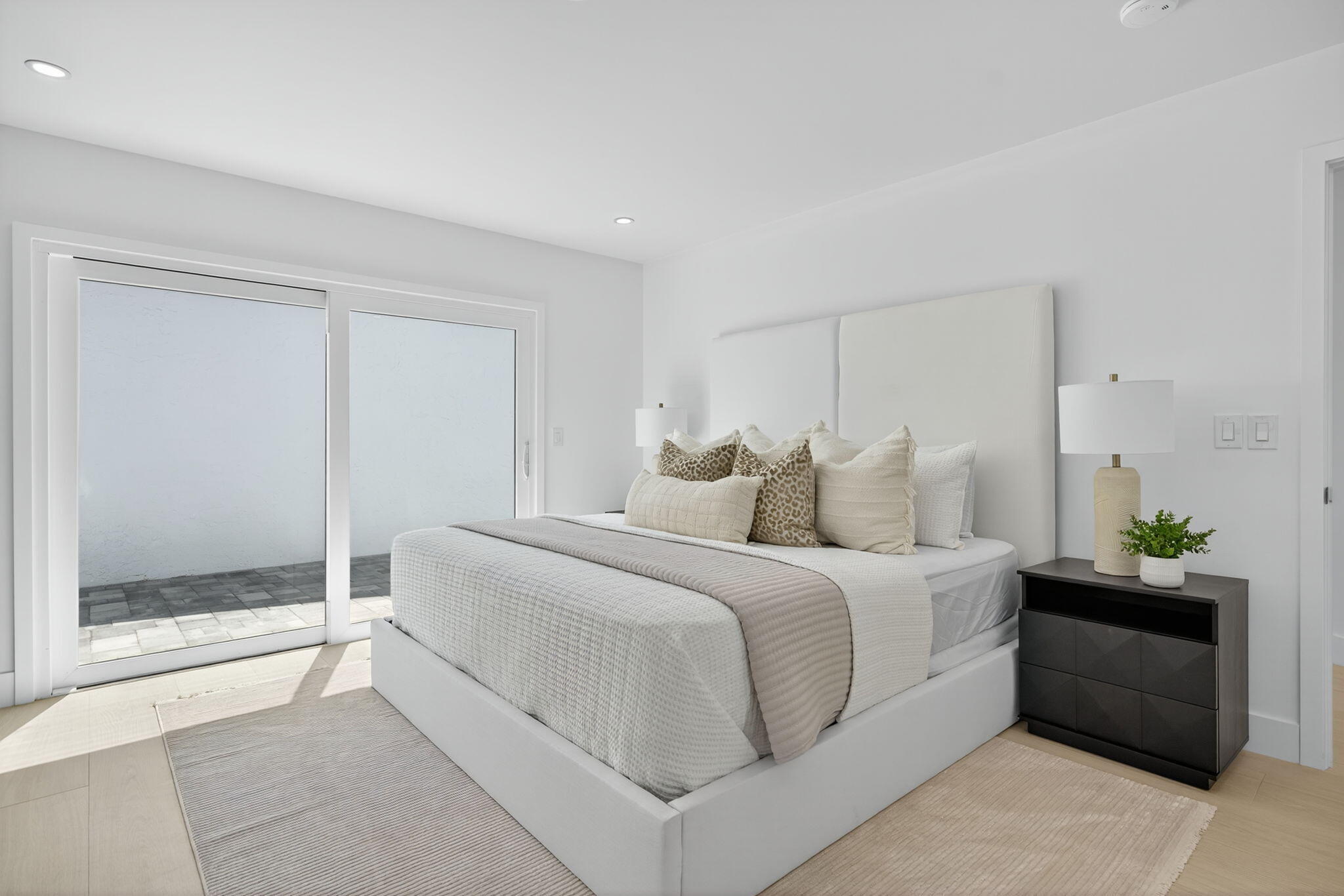 17060 Traverse Circle