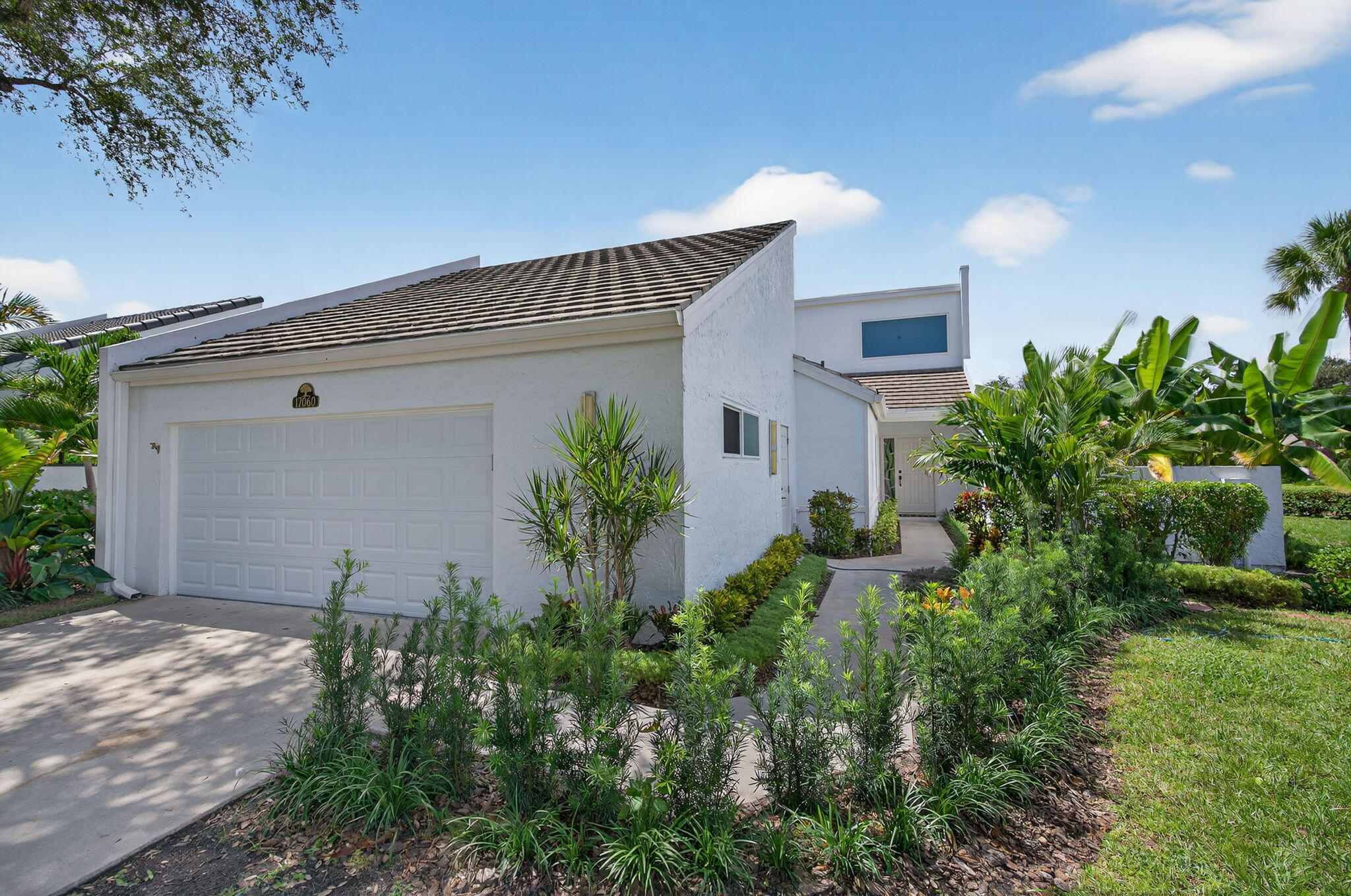 17060 Traverse Circle