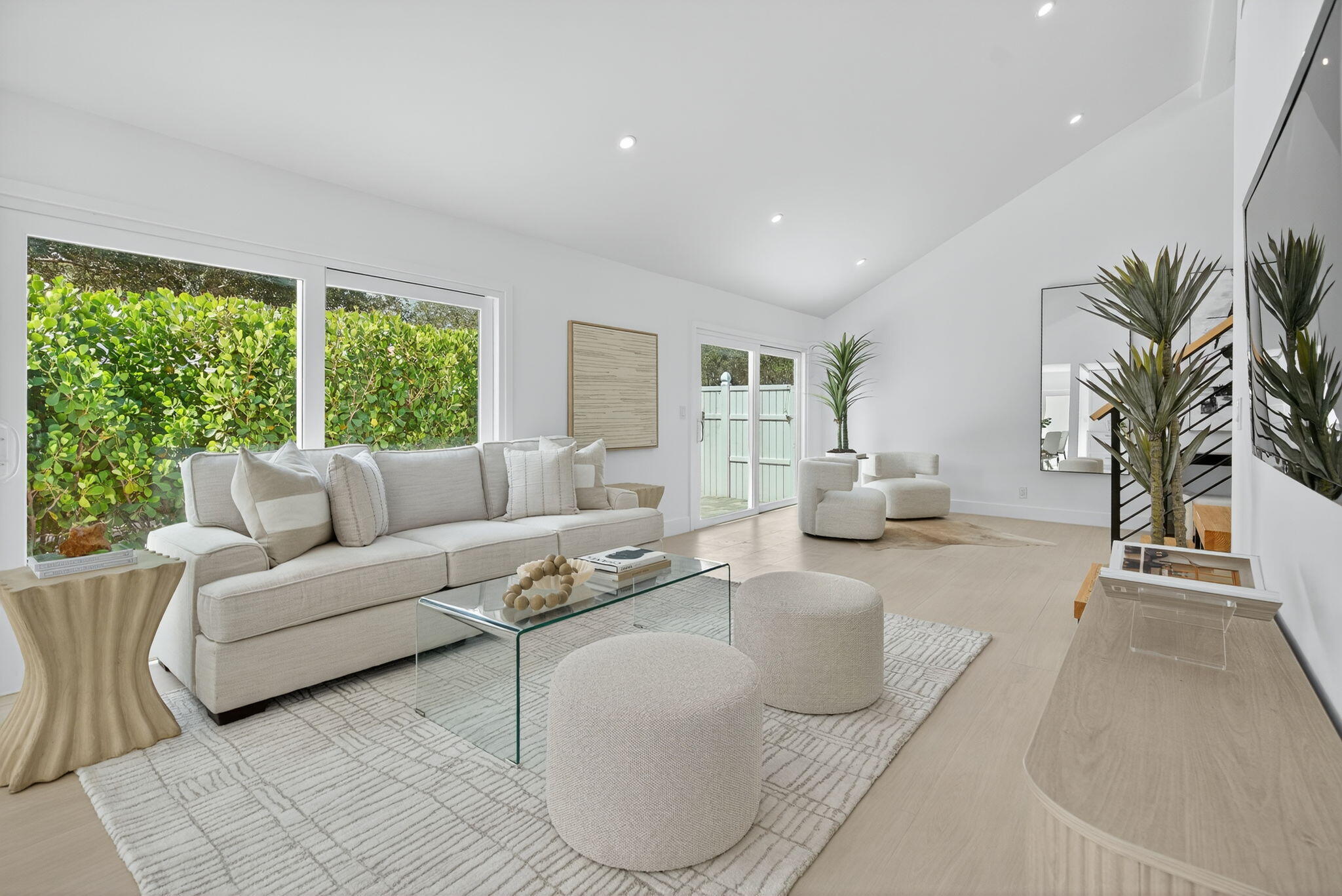 17060 Traverse Circle