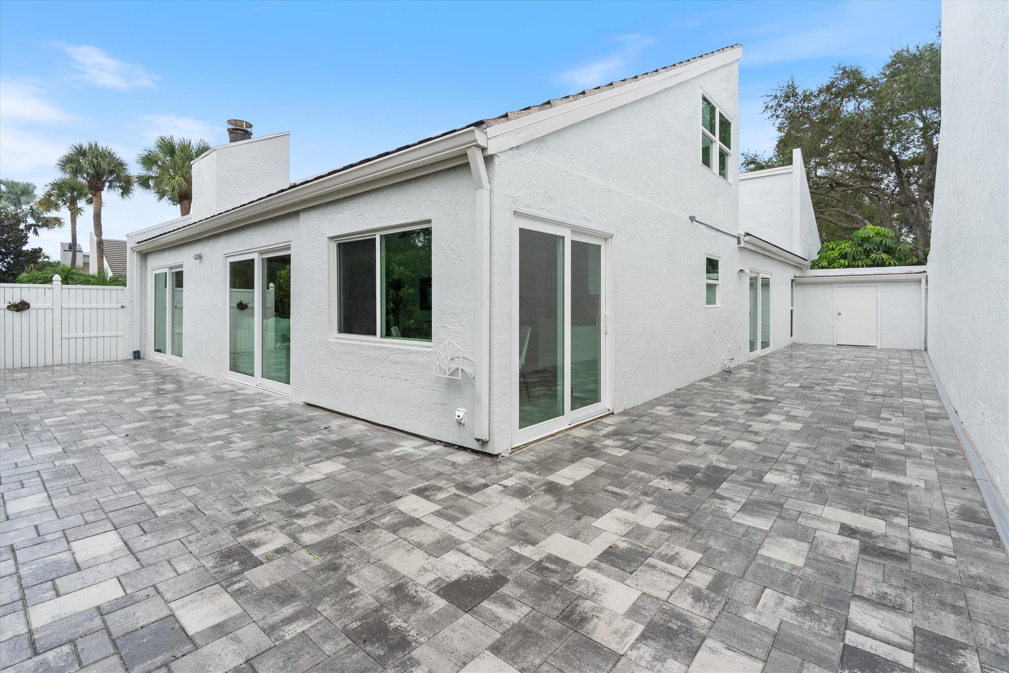 17060 Traverse Circle