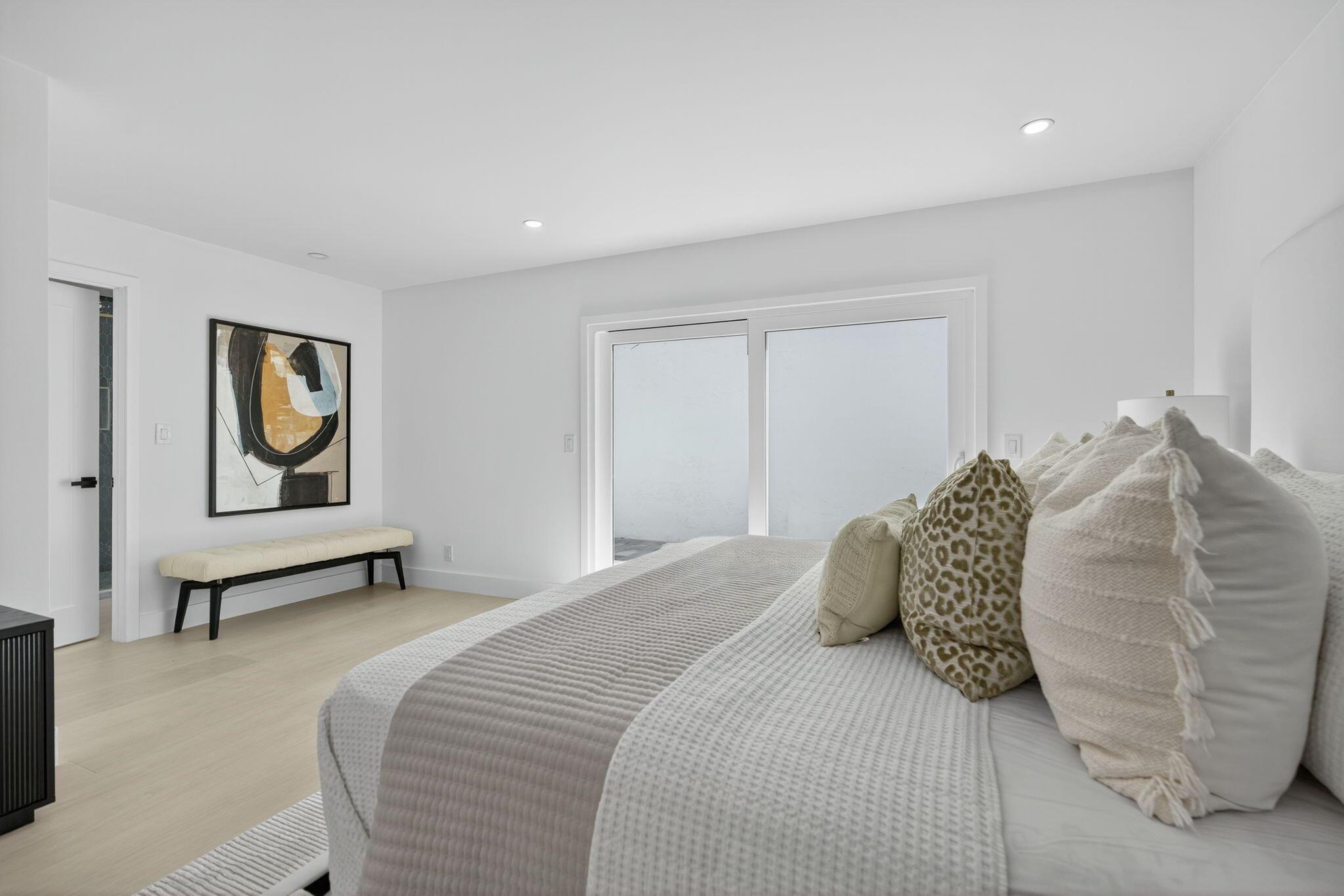 17060 Traverse Circle