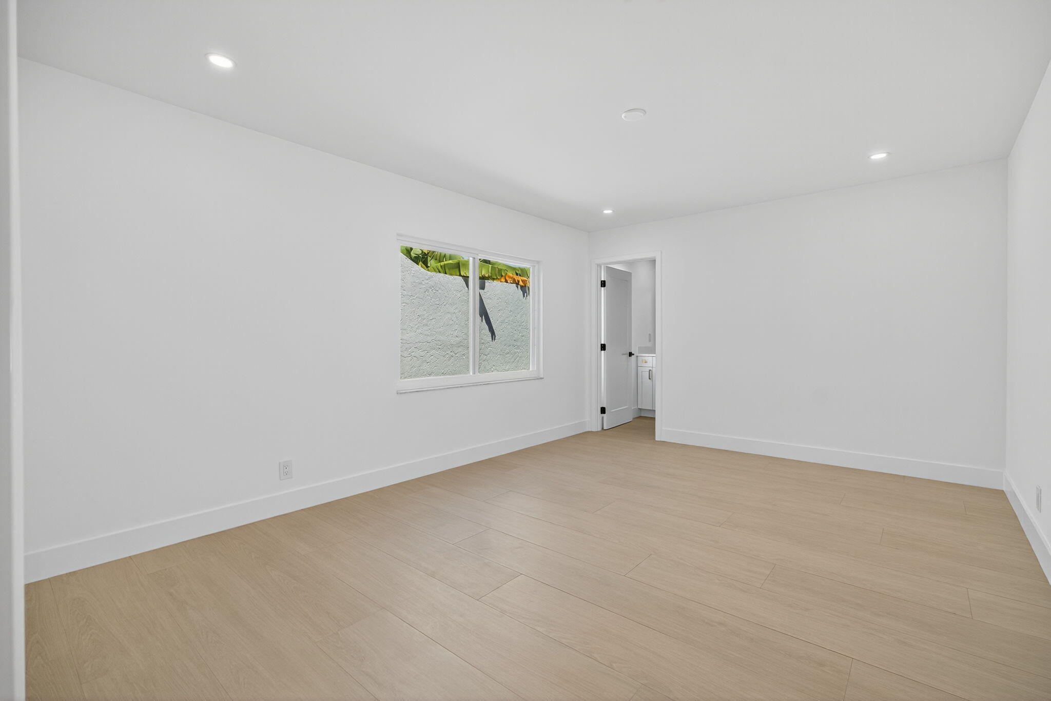 17060 Traverse Circle