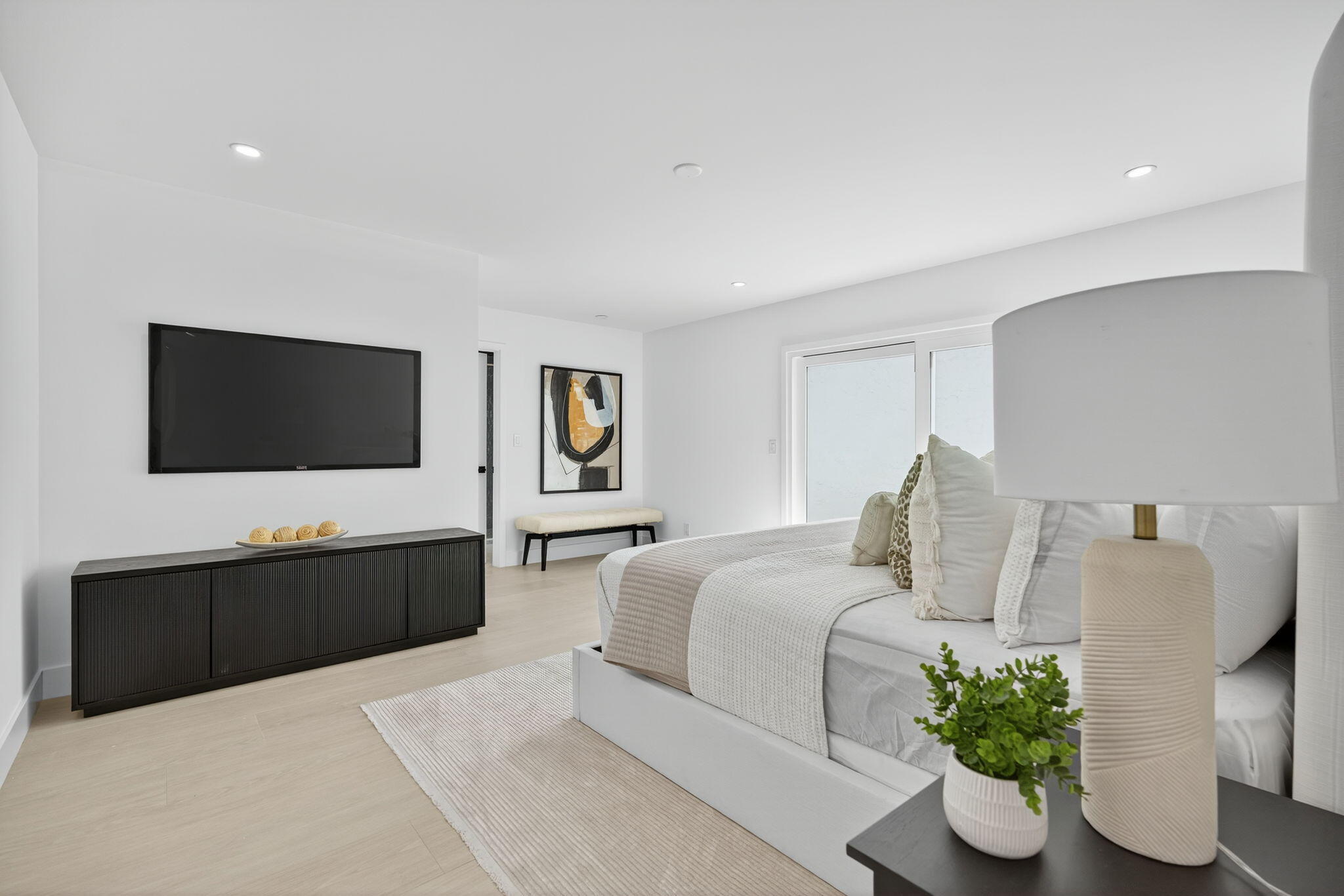 17060 Traverse Circle