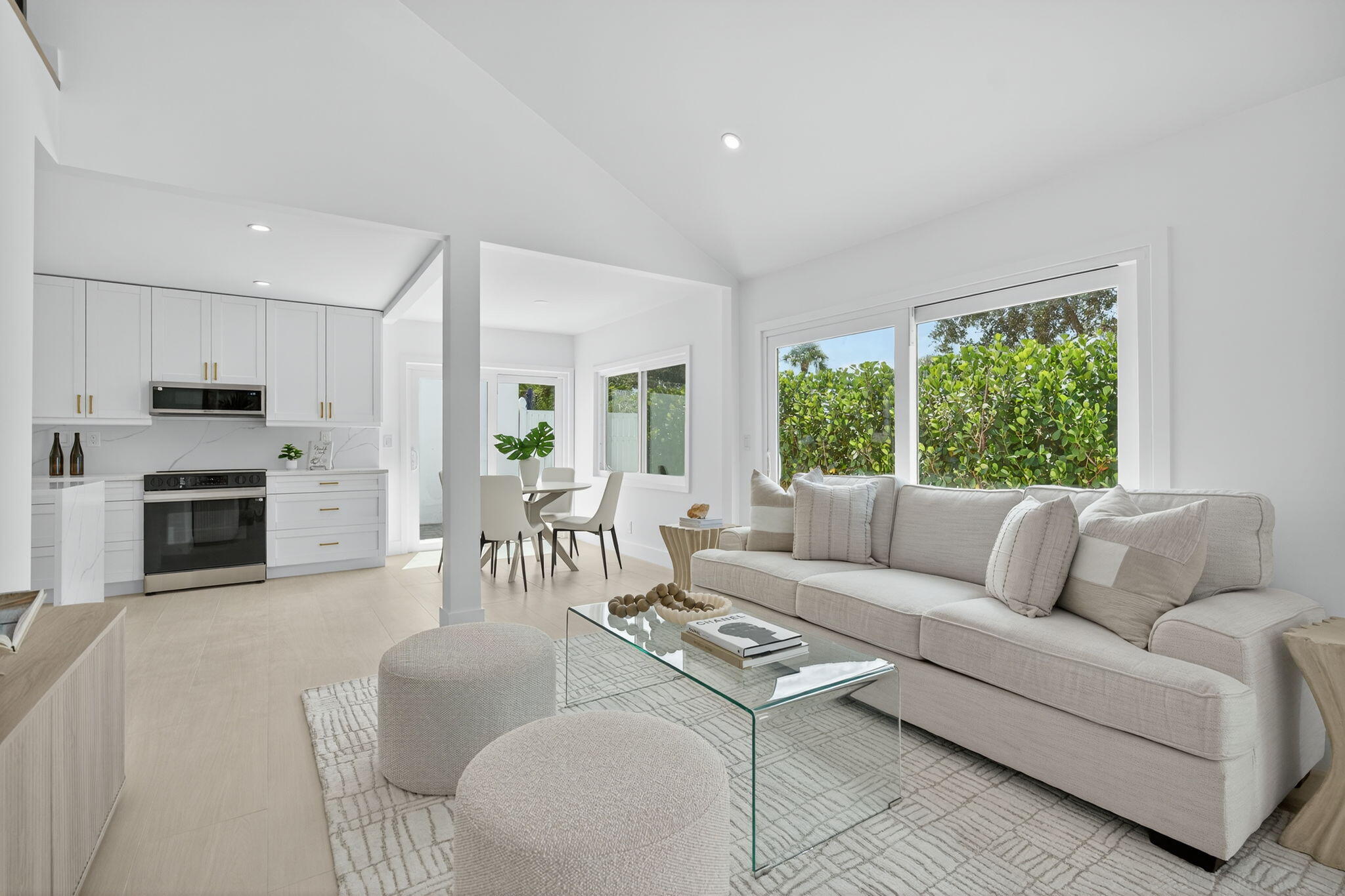 17060 Traverse Circle