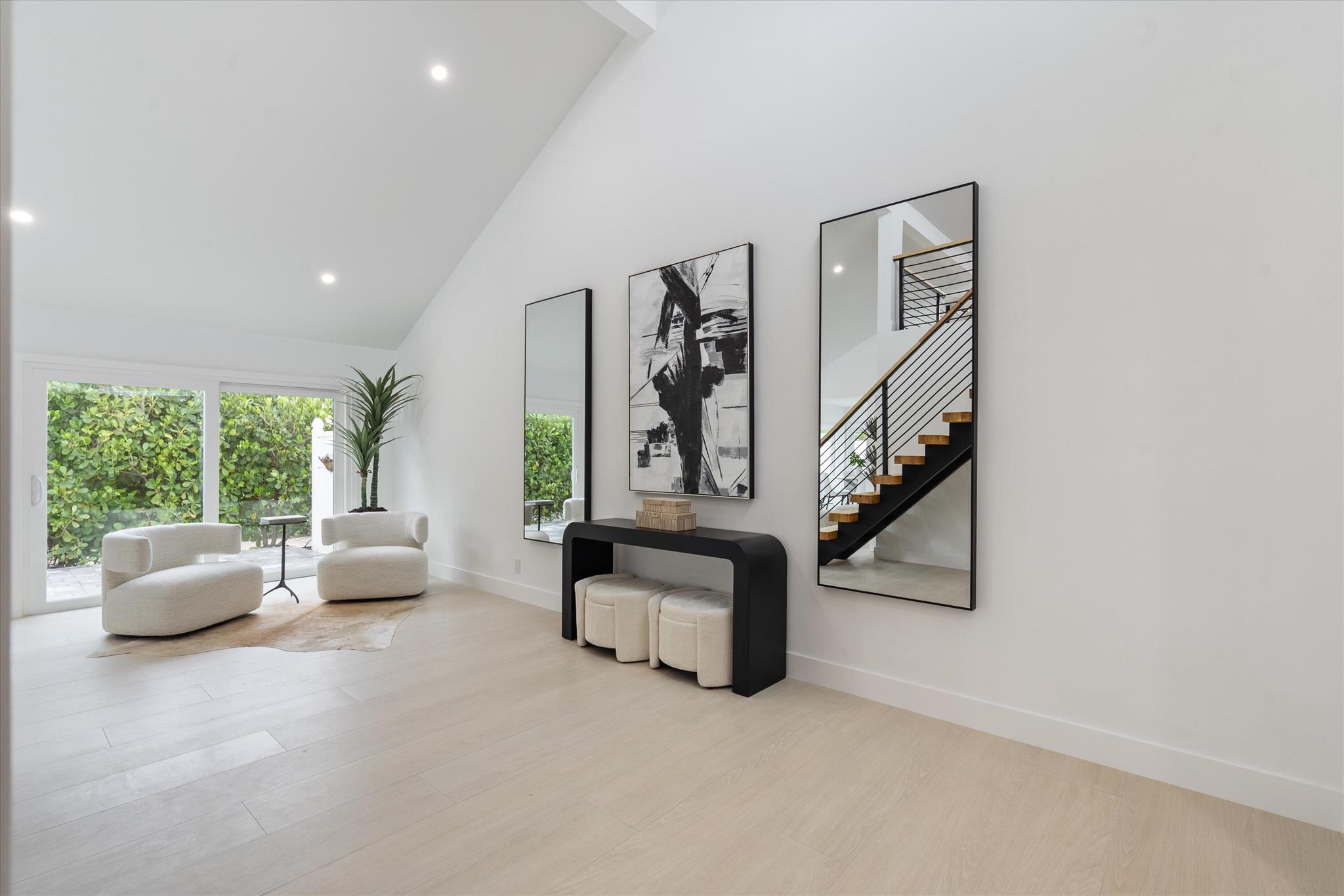 17060 Traverse Circle