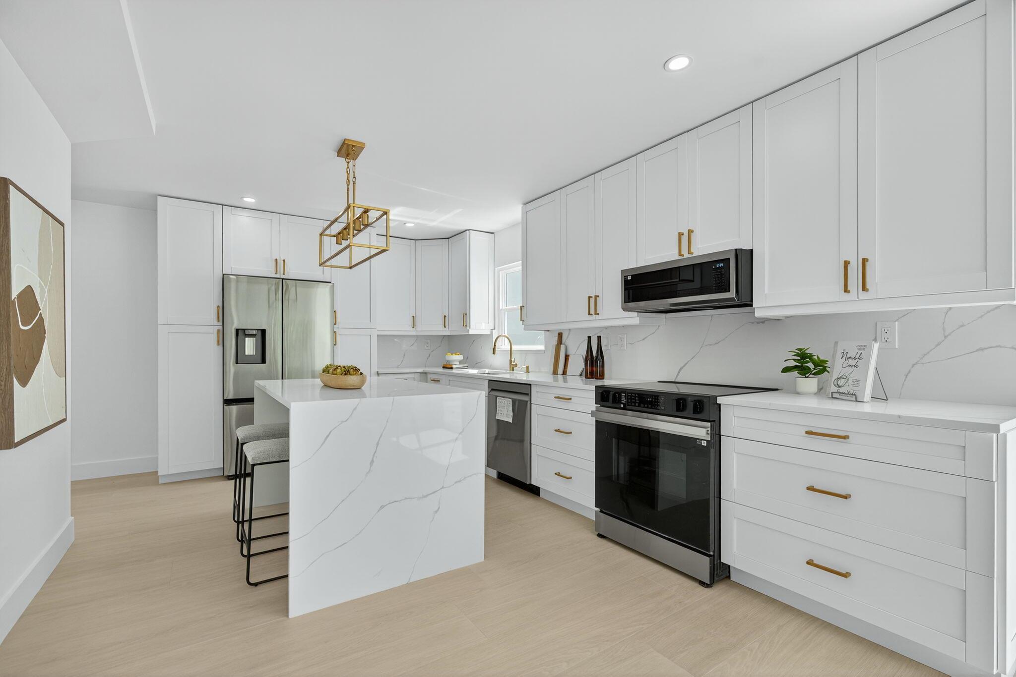 17060 Traverse Circle