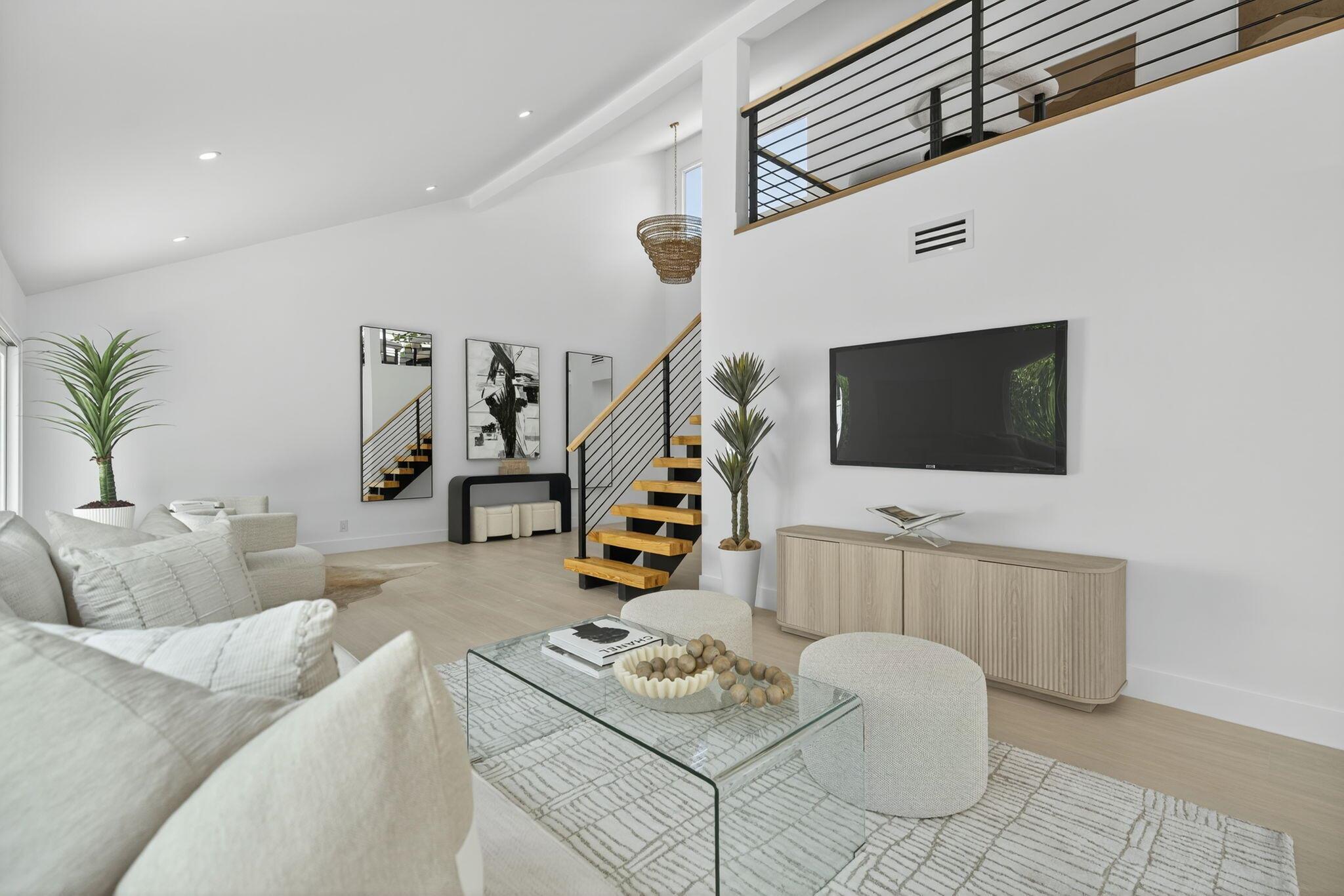 17060 Traverse Circle