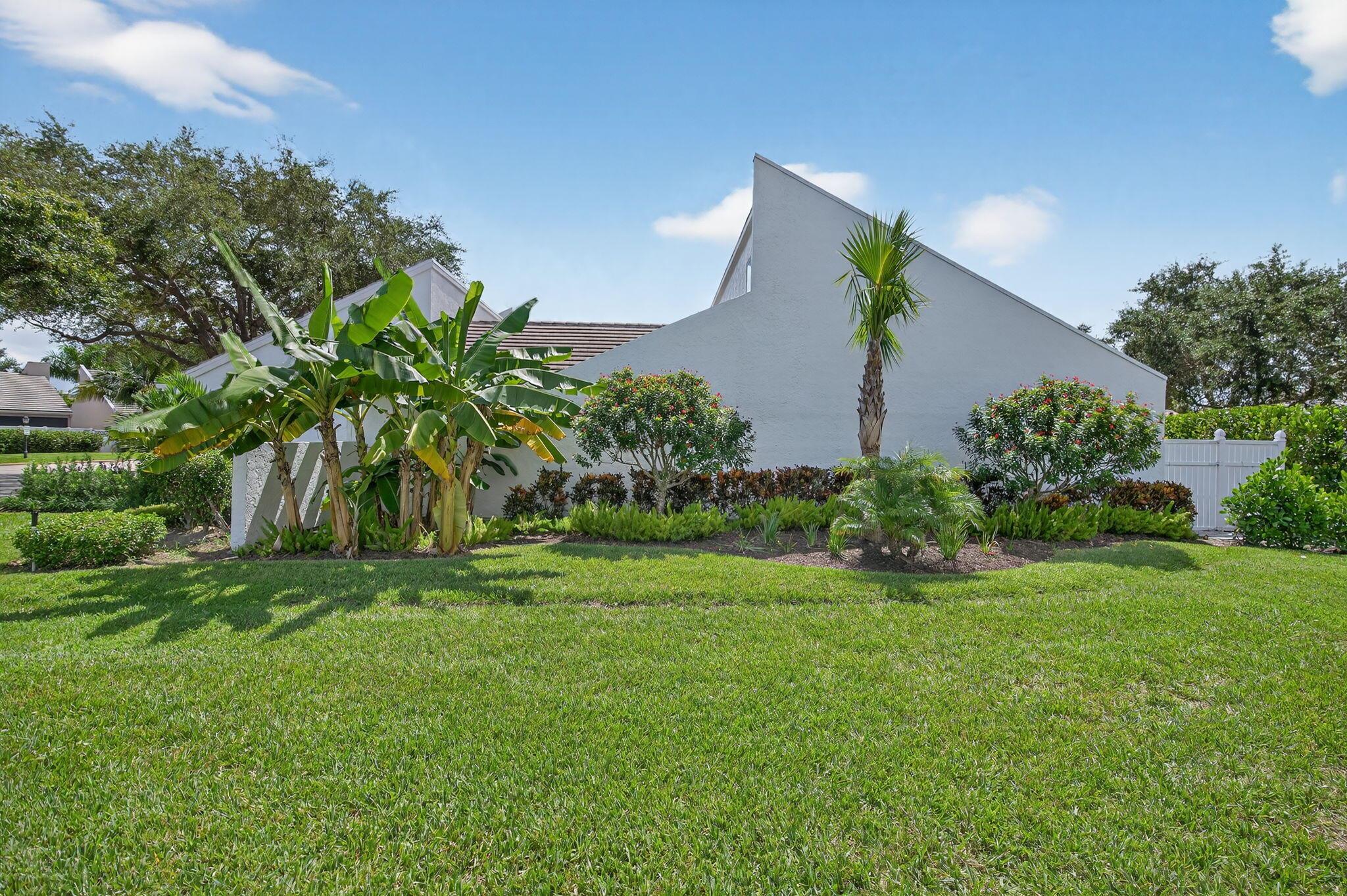 17060 Traverse Circle