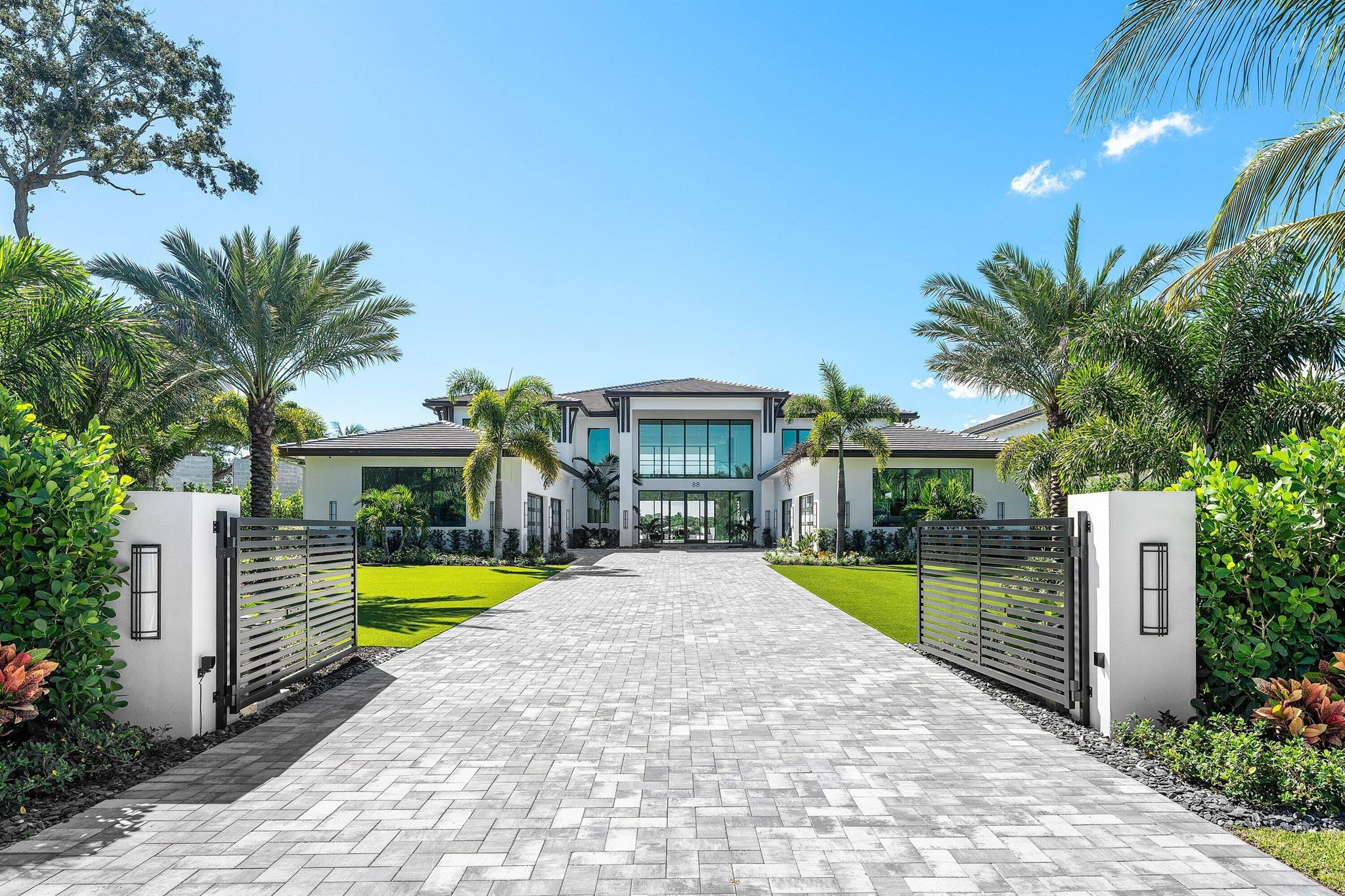 88 W Riverside Drive