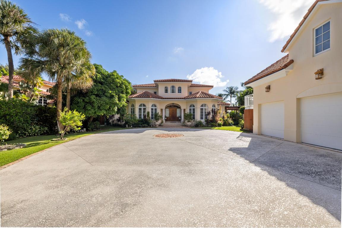 310 N Atlantic Drive, Lantana