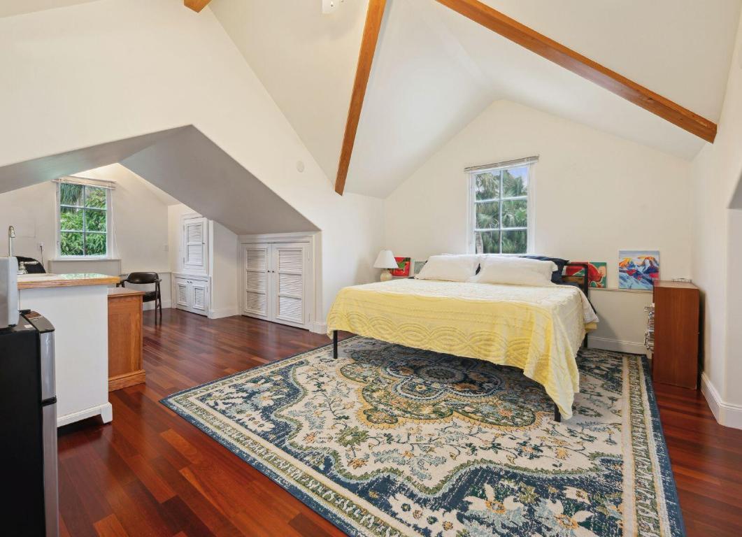 310 N Atlantic Drive, Lantana