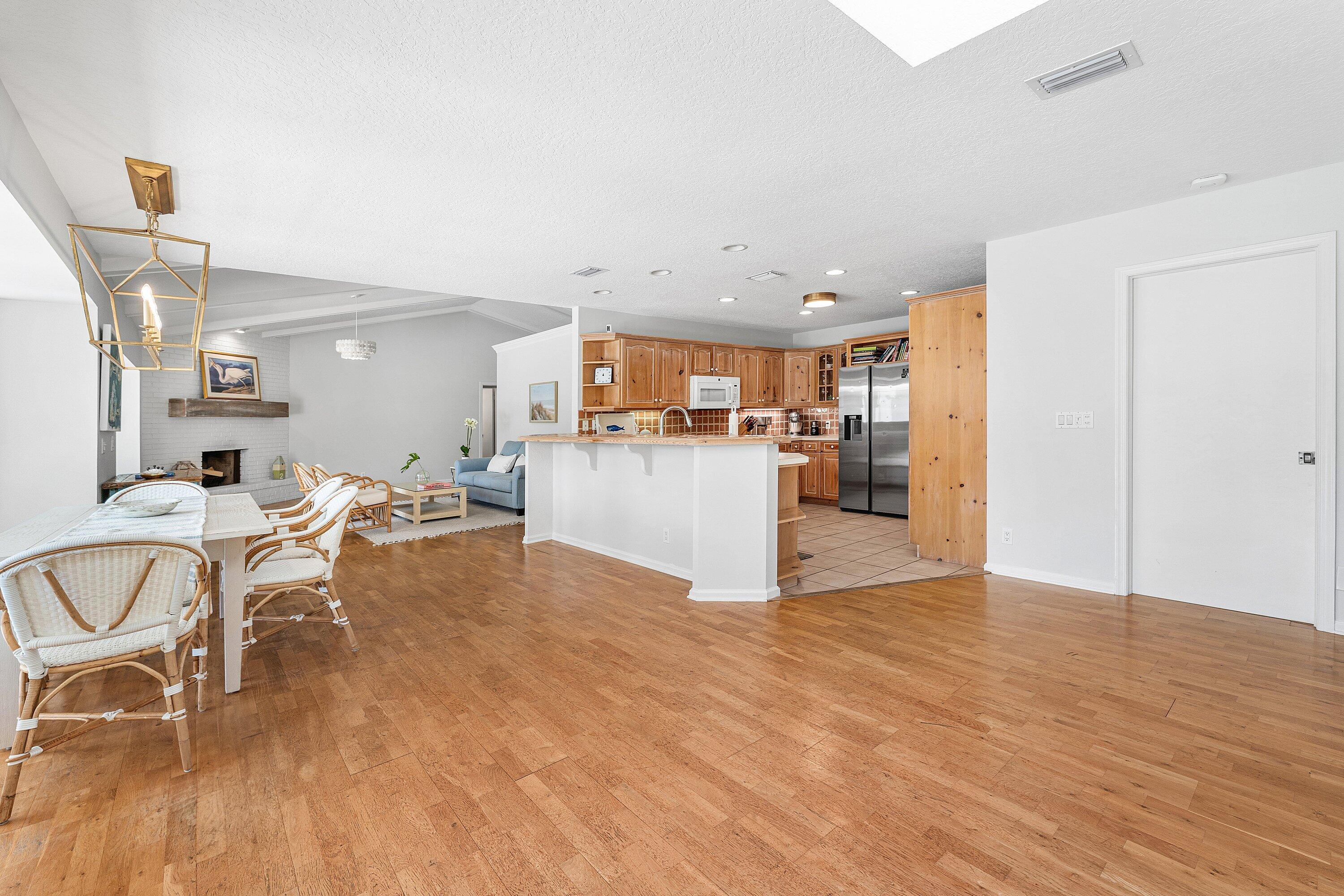 6048 Woodlake Road