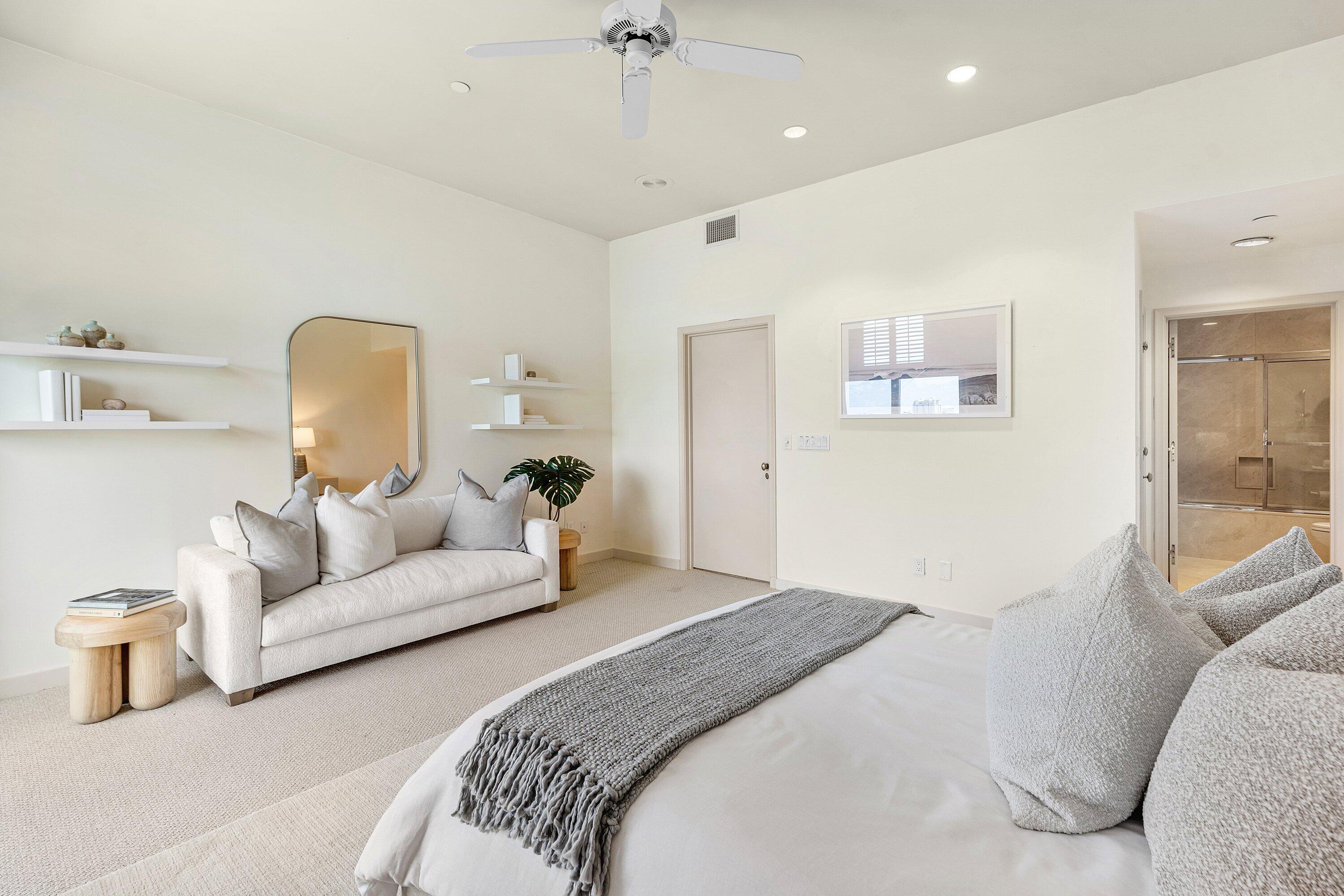 2 N Breakers Row N Ph4