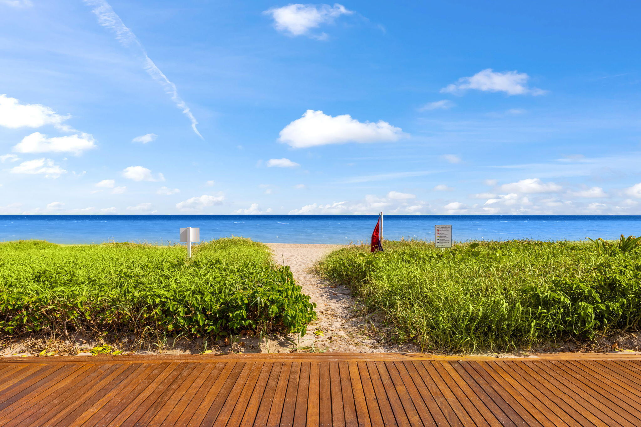 2 N Breakers Row N Ph4