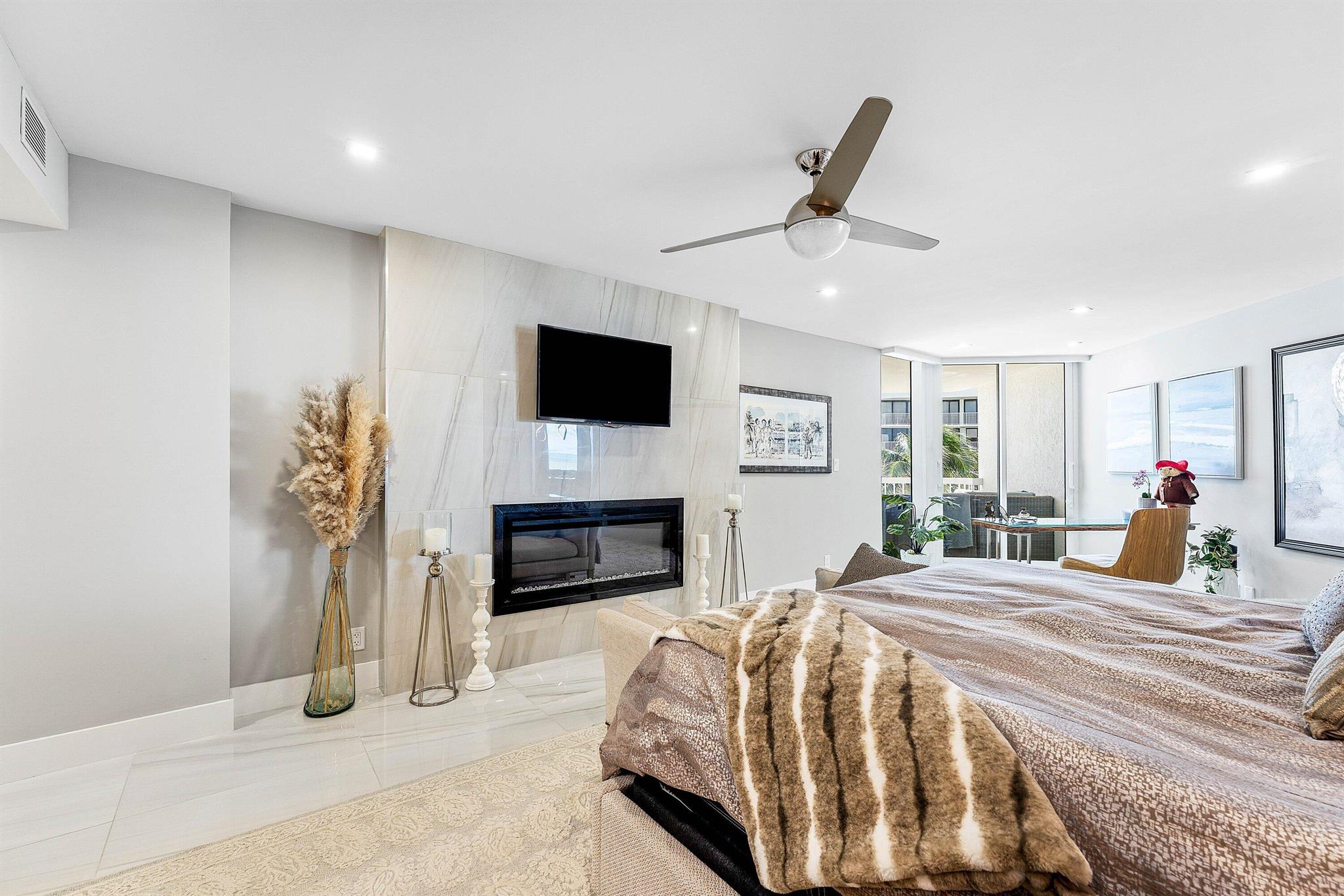 3300 S Ocean Boulevard 401s