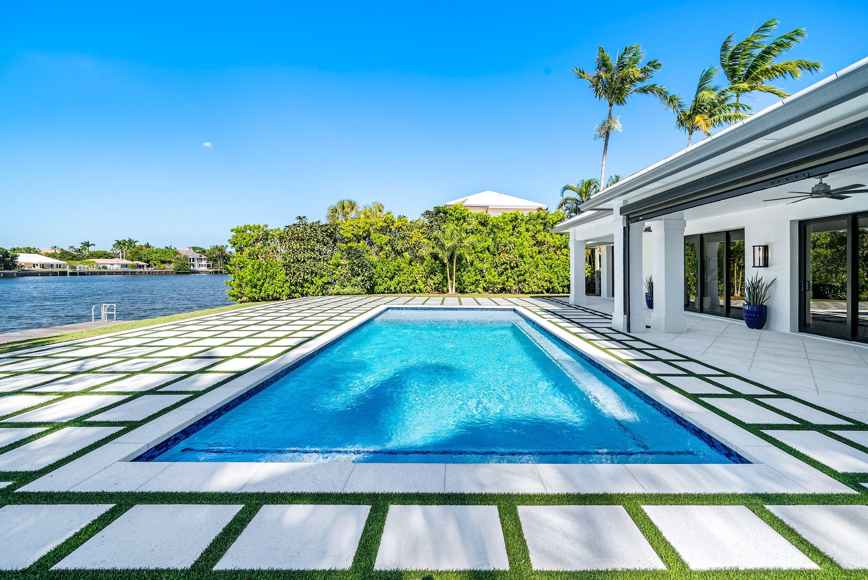 40 Spoonbill Road