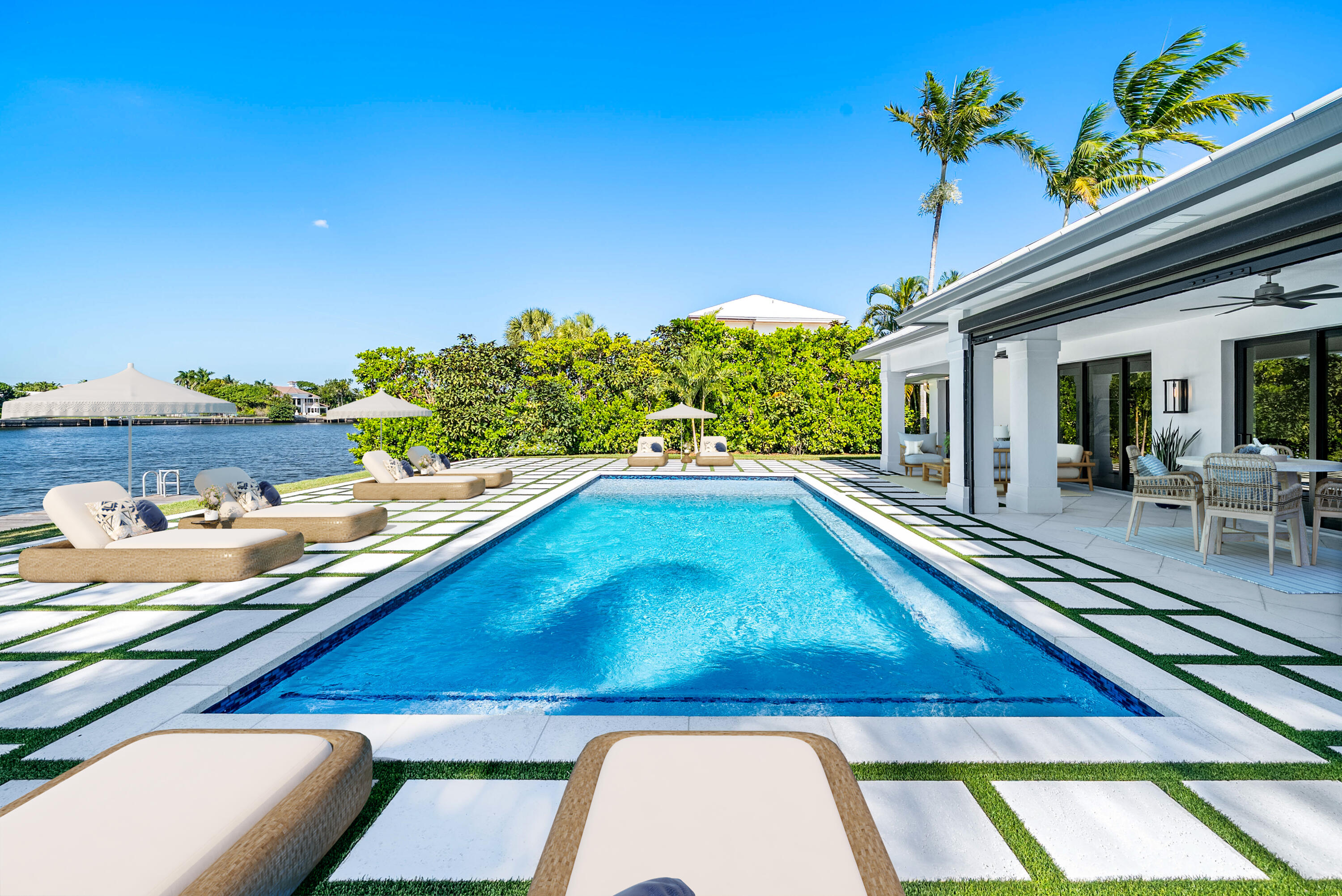 40 Spoonbill Road