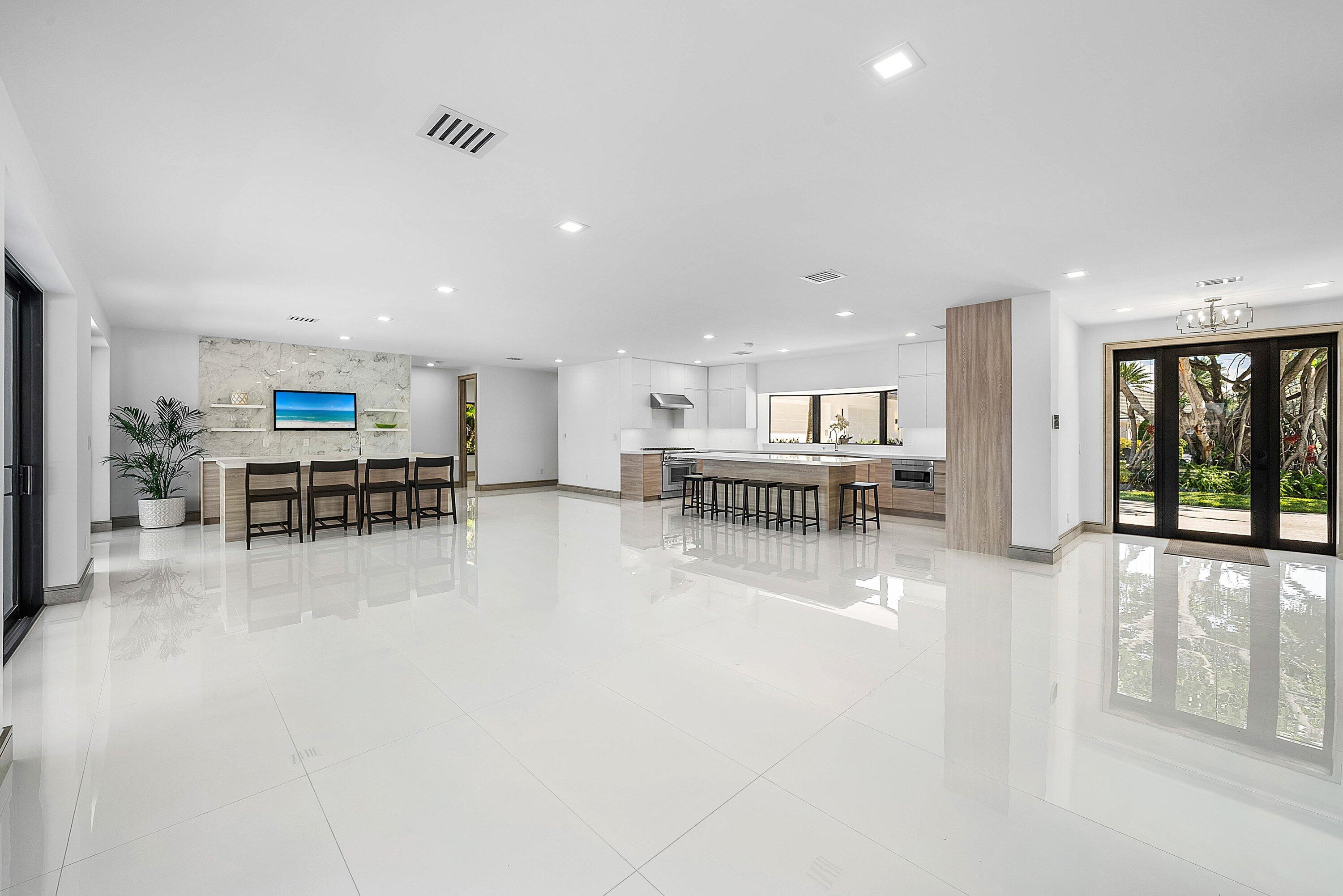 40 Spoonbill Road